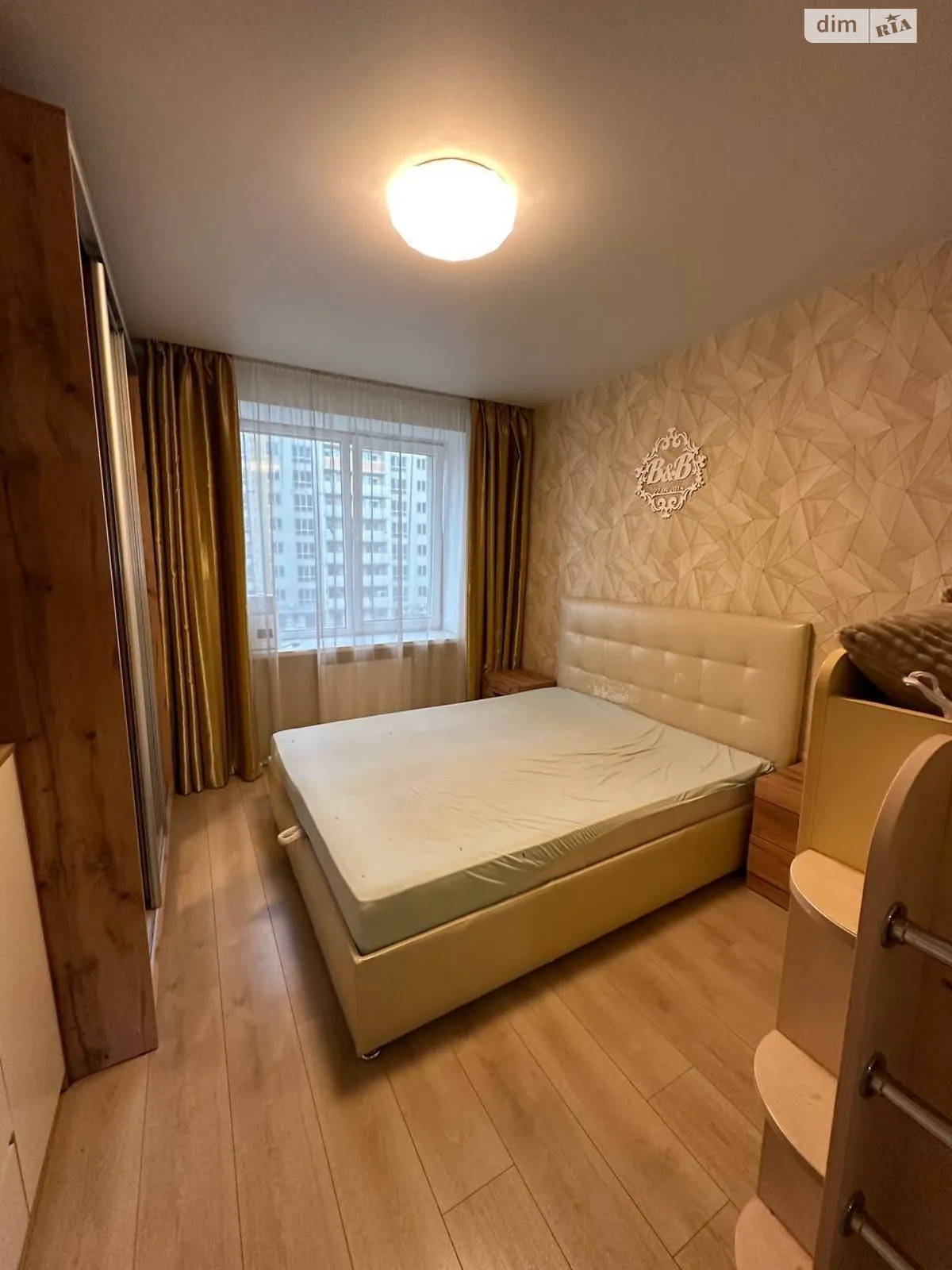 Продається 1-кімнатна квартира 41.5 кв. м у Ірпені, вул. Мінеральна, 7К - фото 1