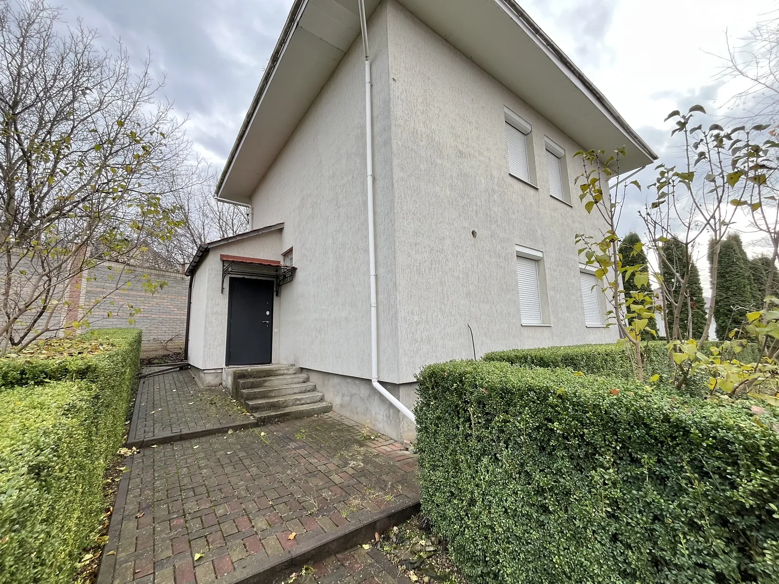 Сдается в аренду дом на 2 этажа 160 кв. м с террасой, цена: 23000 грн - фото 1