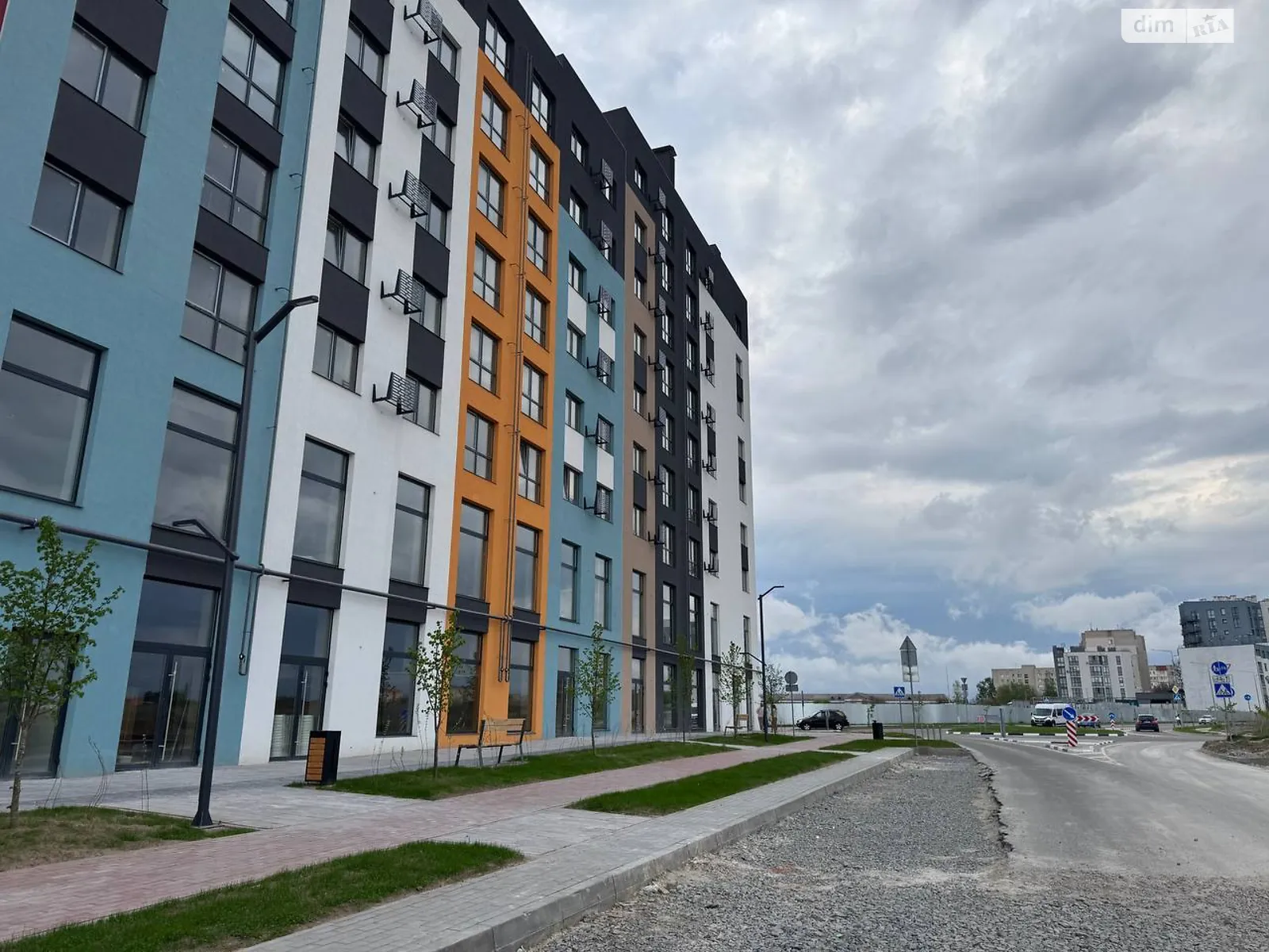 Сдается в аренду офис 90.6 кв. м в бизнес-центре, цена: 1812 $ - фото 1