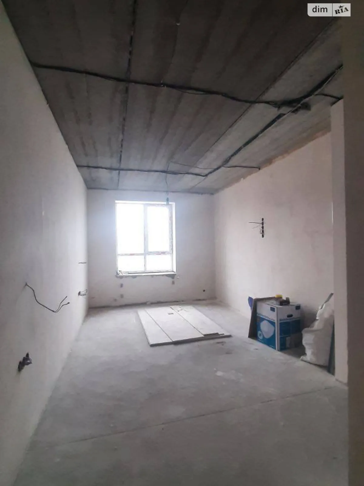 Продается 1-комнатная квартира 45 кв. м в Слобожанском, ул. Семейная, 4 - фото 1