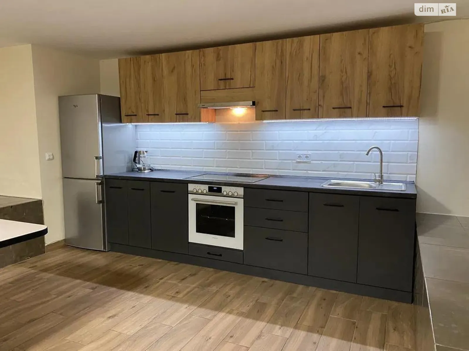 Продается 2-комнатная квартира 98 кв. м в, цена: 79000 $ - фото 1