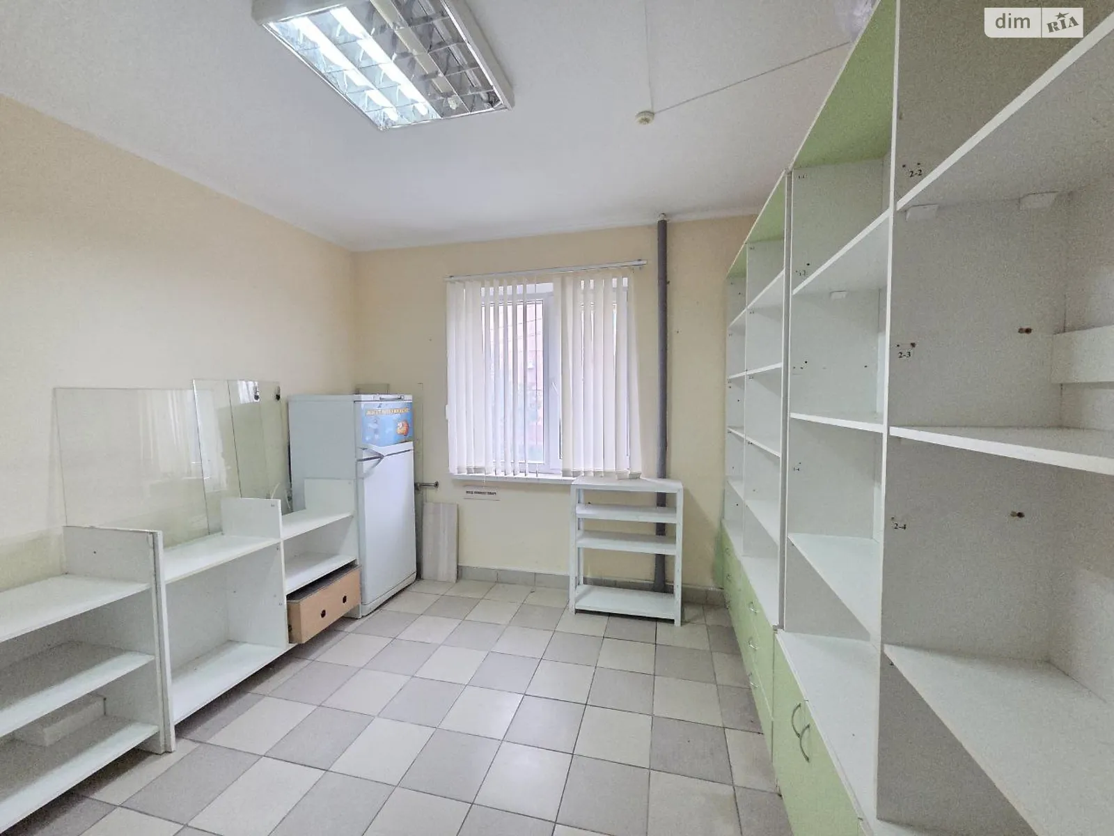 Сдается в аренду помещения свободного назначения 55.5 кв. м в 9-этажном здании, цена: 20000 грн - фото 1