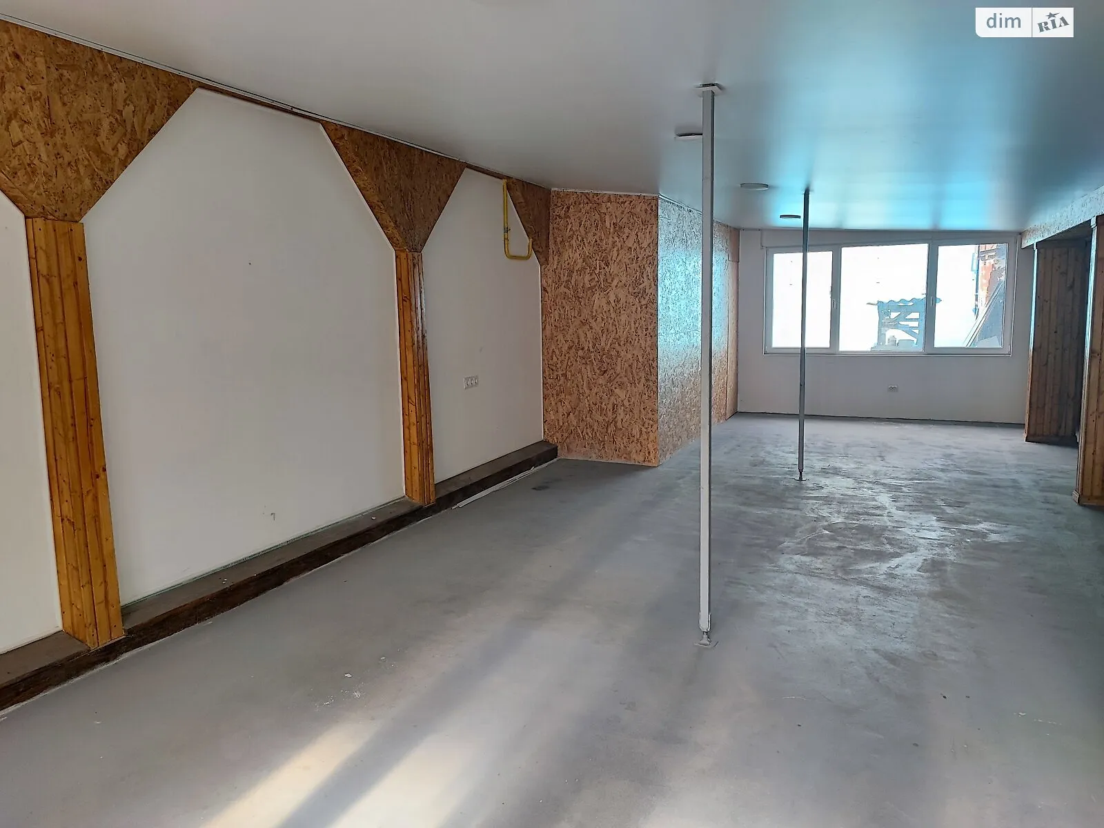 Сдается в аренду помещения свободного назначения 84 кв. м в 1-этажном здании, цена: 30000 грн - фото 1