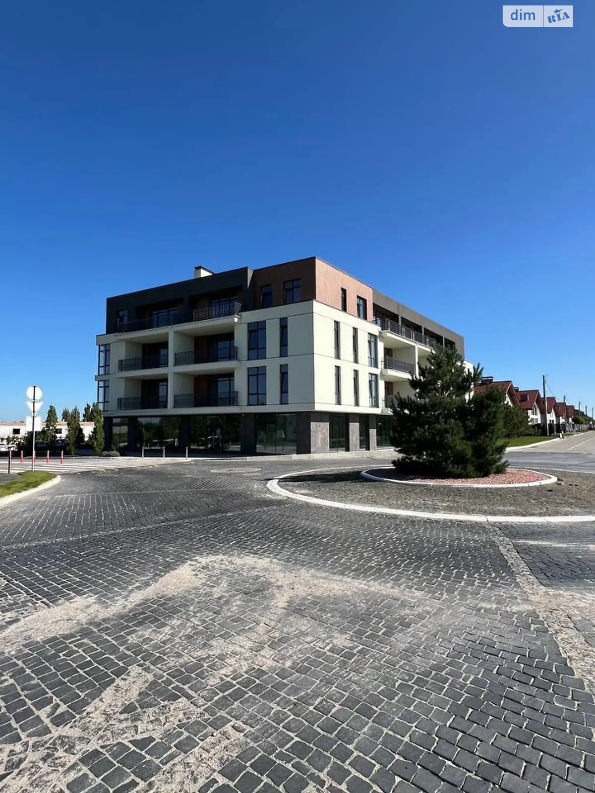 Продается 1-комнатная квартира 47.51 кв. м в Ровно, ул. Киевская, 110 - фото 1