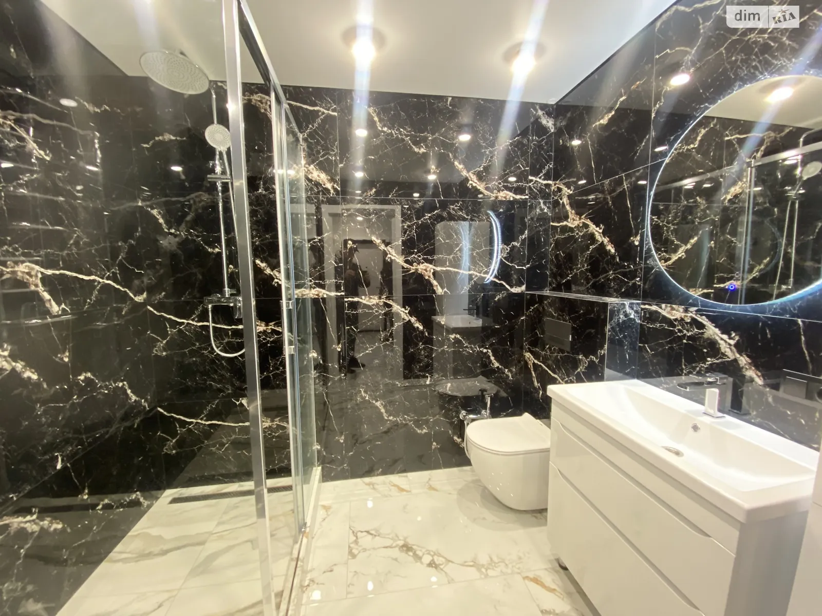 Продается 1-комнатная квартира 50 кв. м в Винницких Хуторах, Немировское шоссе, 94 - фото 1