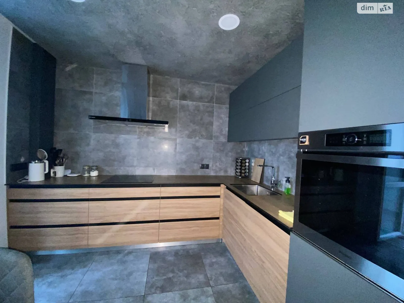 2-комнатная квартира 90 кв. м в Тернополе, цена: 120000 $ - фото 1