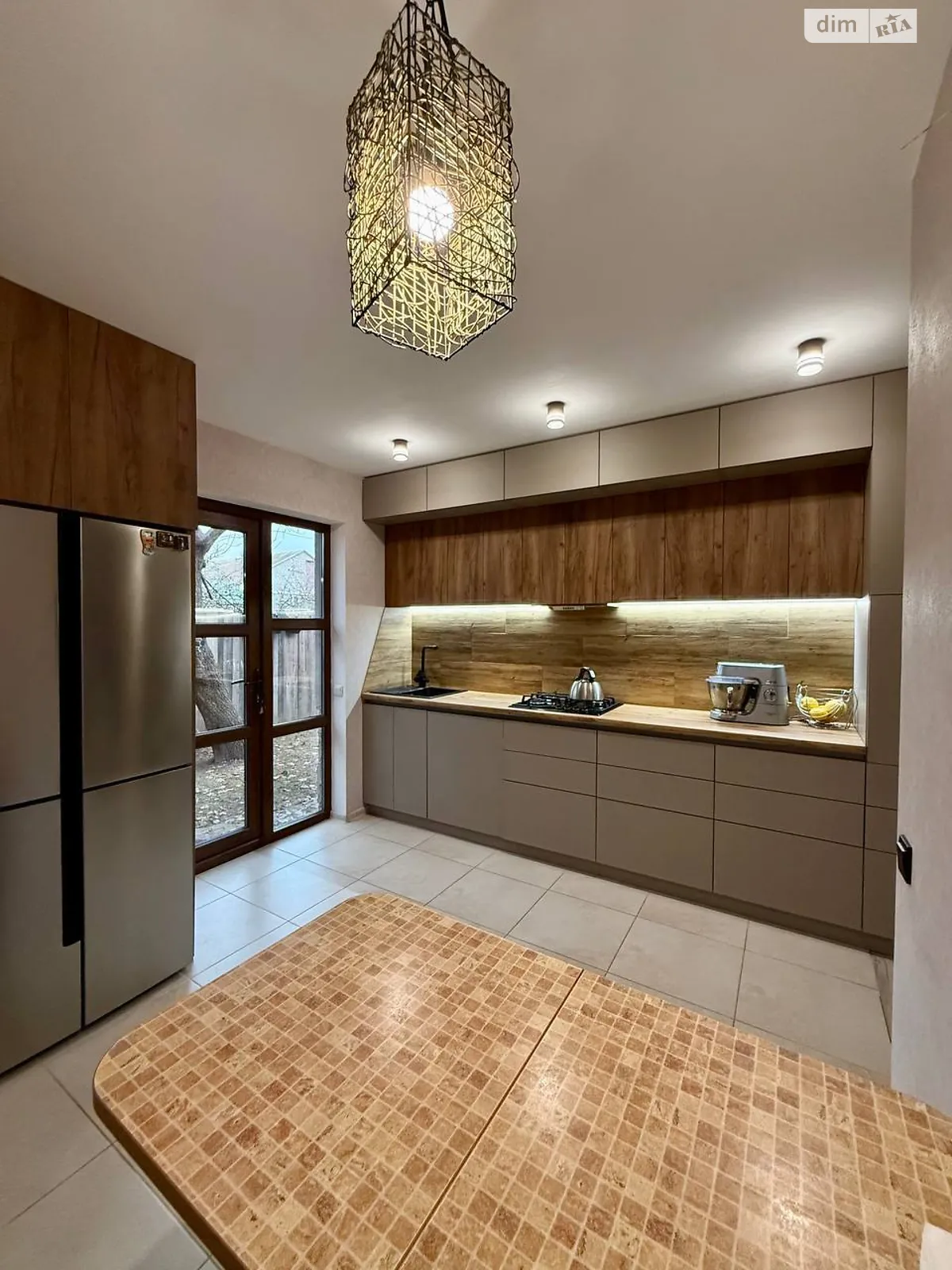 Продается одноэтажный дом 250 кв. м с верандой, цена: 180000 $ - фото 1