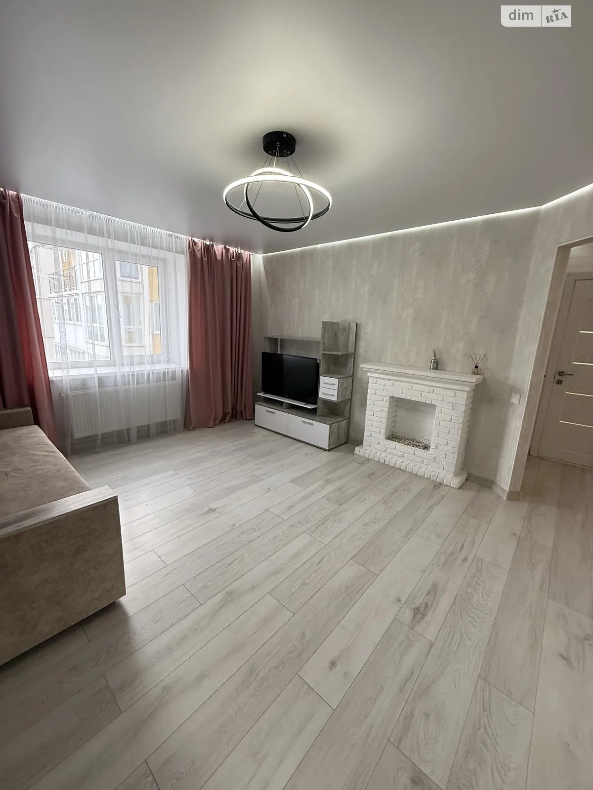 Сдается в аренду 2-комнатная квартира 98 кв. м в Виннице, ул. Николаевская, 25 - фото 1