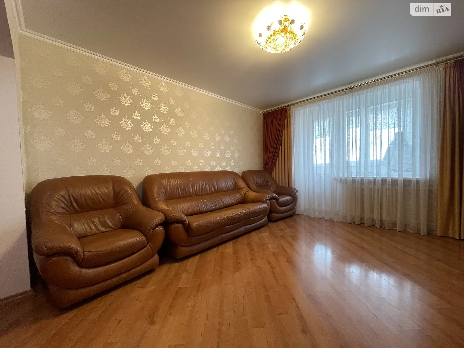 Продается 3-комнатная квартира 73.9 кв. м в Хмельницком, цена: 71500 $ - фото 1