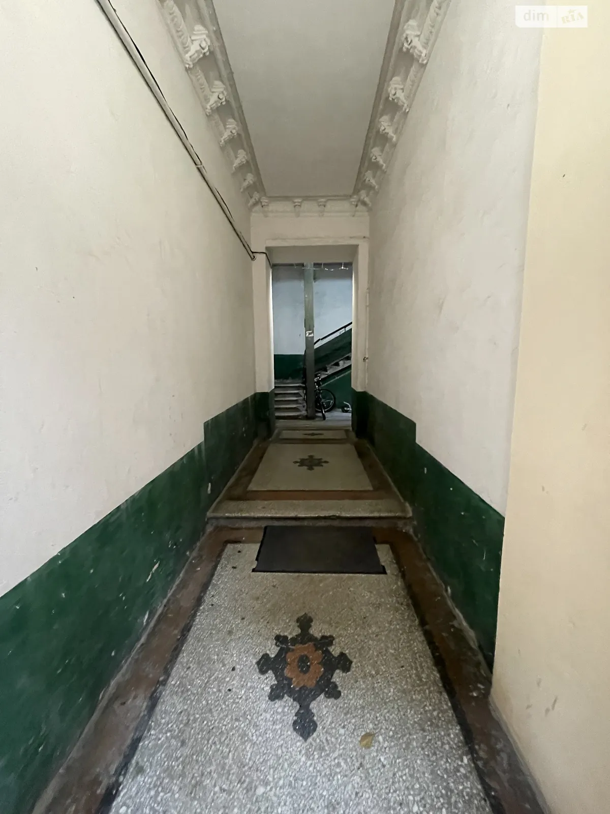 Продается 3-комнатная квартира 63.7 кв. м в Одессе, ул. Базарная - фото 1