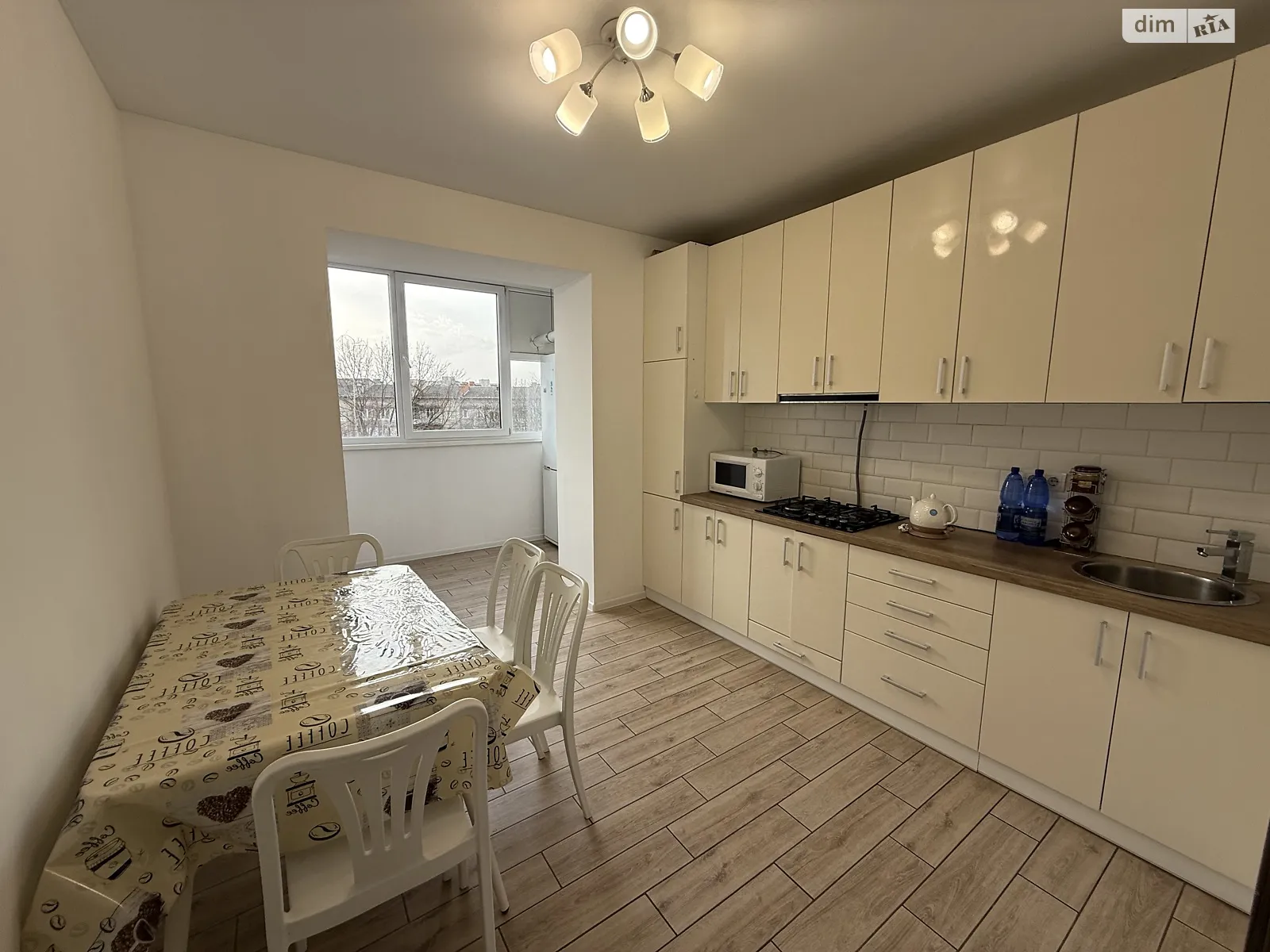 Сдается в аренду 1-комнатная квартира 41 кв. м в, цена: 350 $ - фото 1