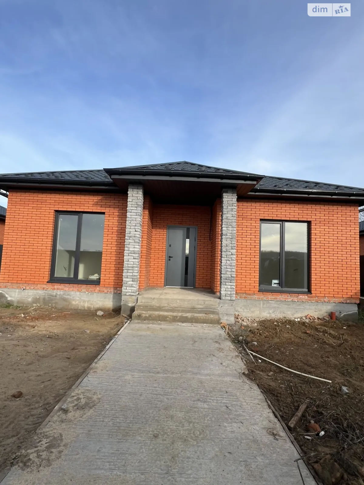 Продается одноэтажный дом 95 кв. м с мансардой, цена: 85000 $ - фото 1