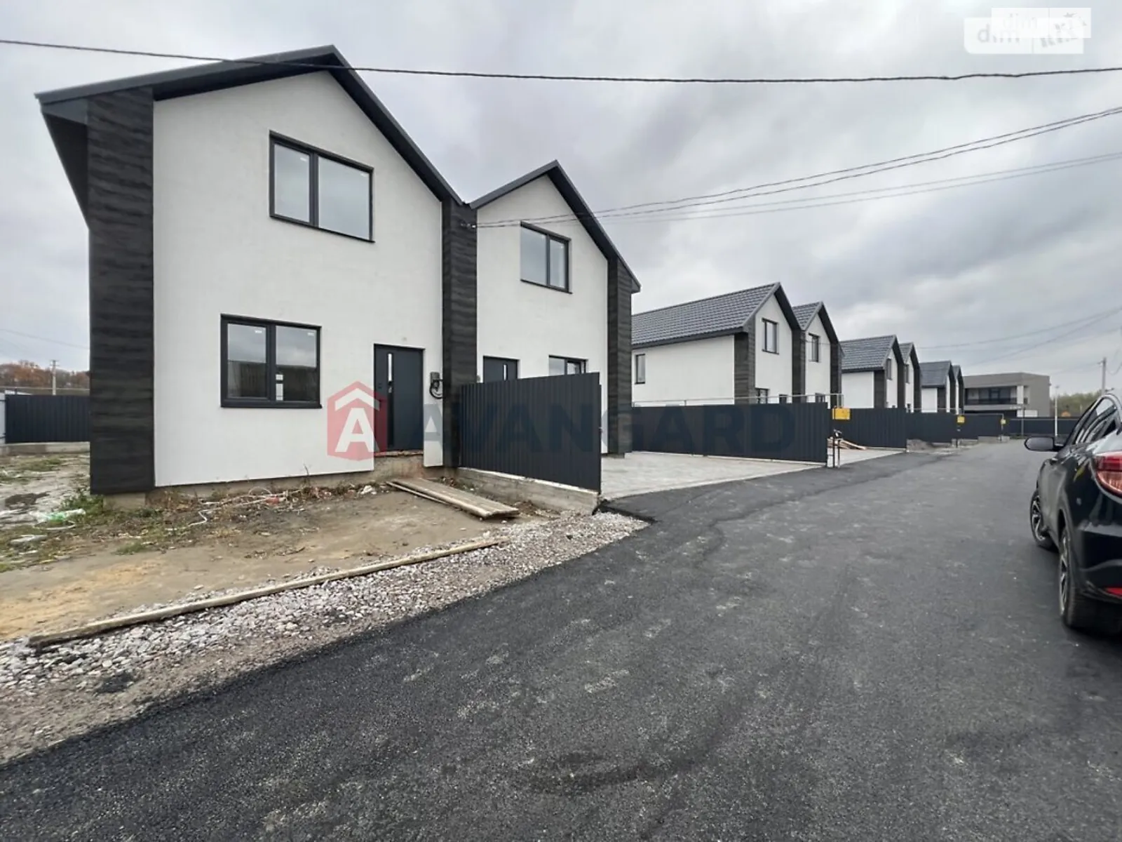 Продается дом на 2 этажа 88 кв. м с мебелью, цена: 62999 $ - фото 1