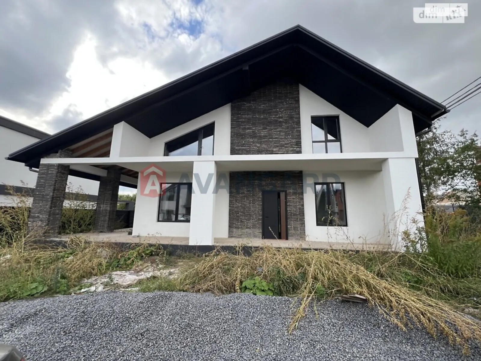 Продается дом на 2 этажа 120 кв. м с мансардой, цена: 150000 $ - фото 1