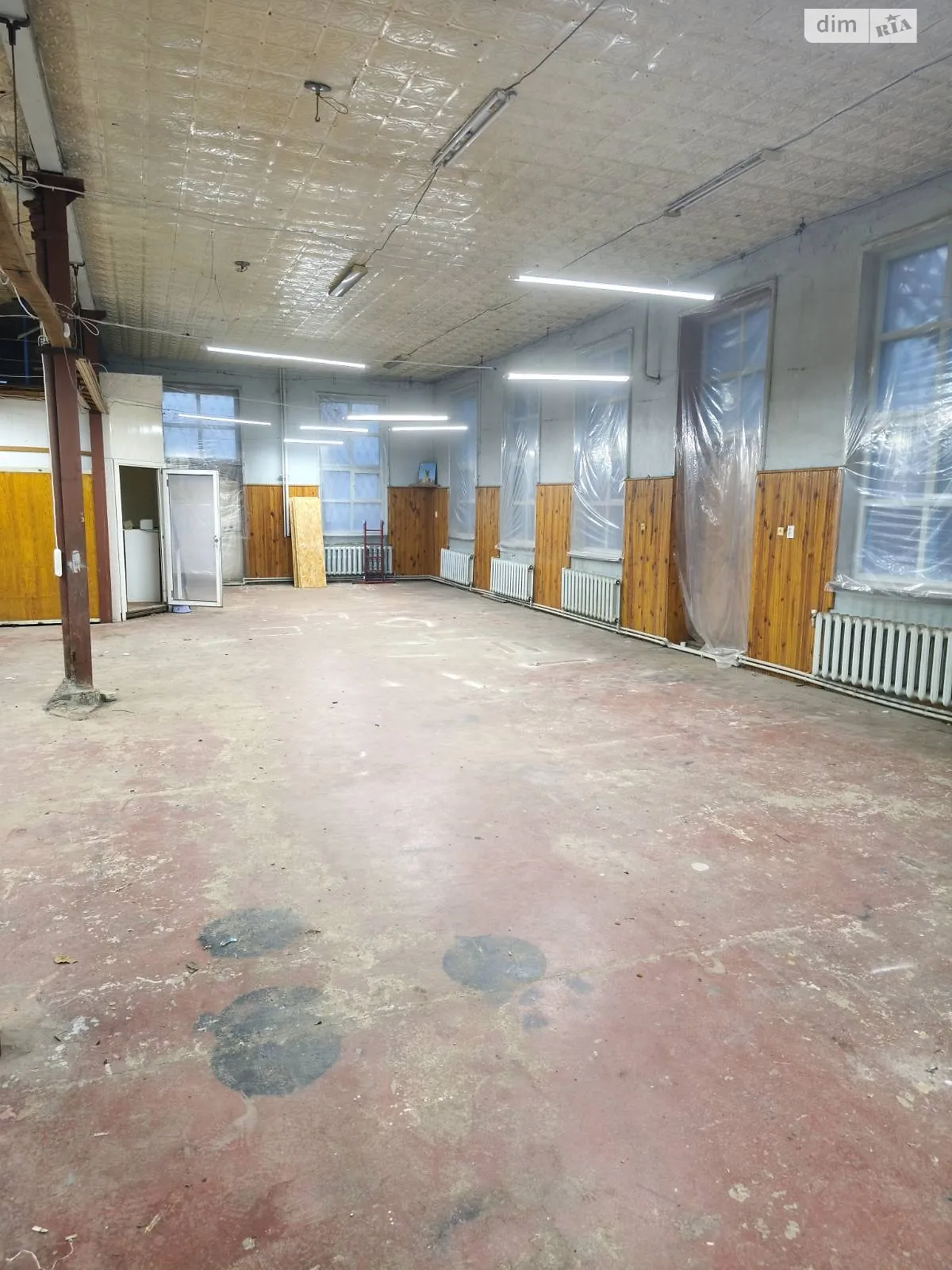 Сдается в аренду объект сферы услуг 170 кв. м в 2-этажном здании, цена: 25000 грн - фото 1