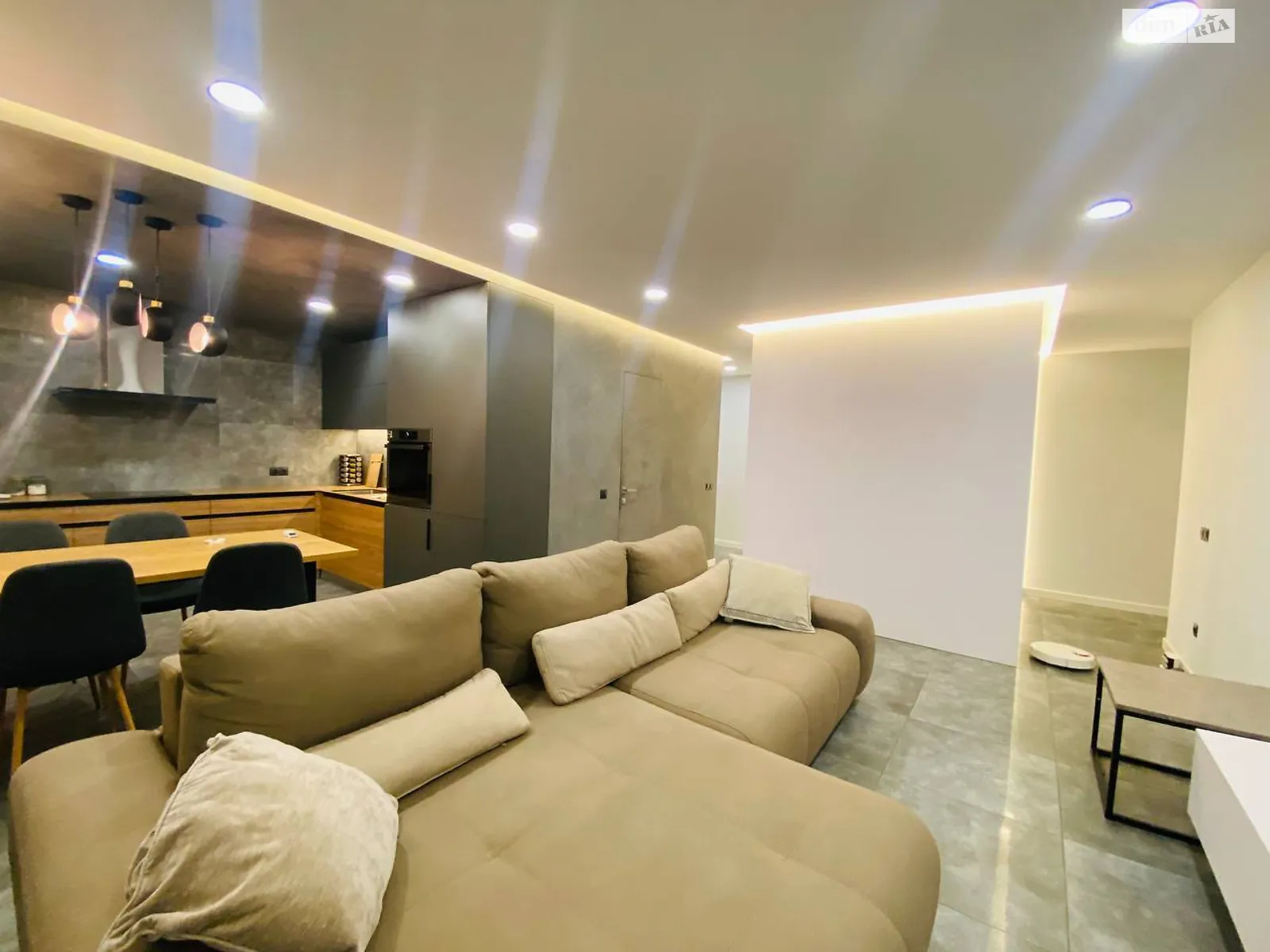 3-комнатная квартира 93.2 кв. м в Тернополе, цена: 120000 $ - фото 1