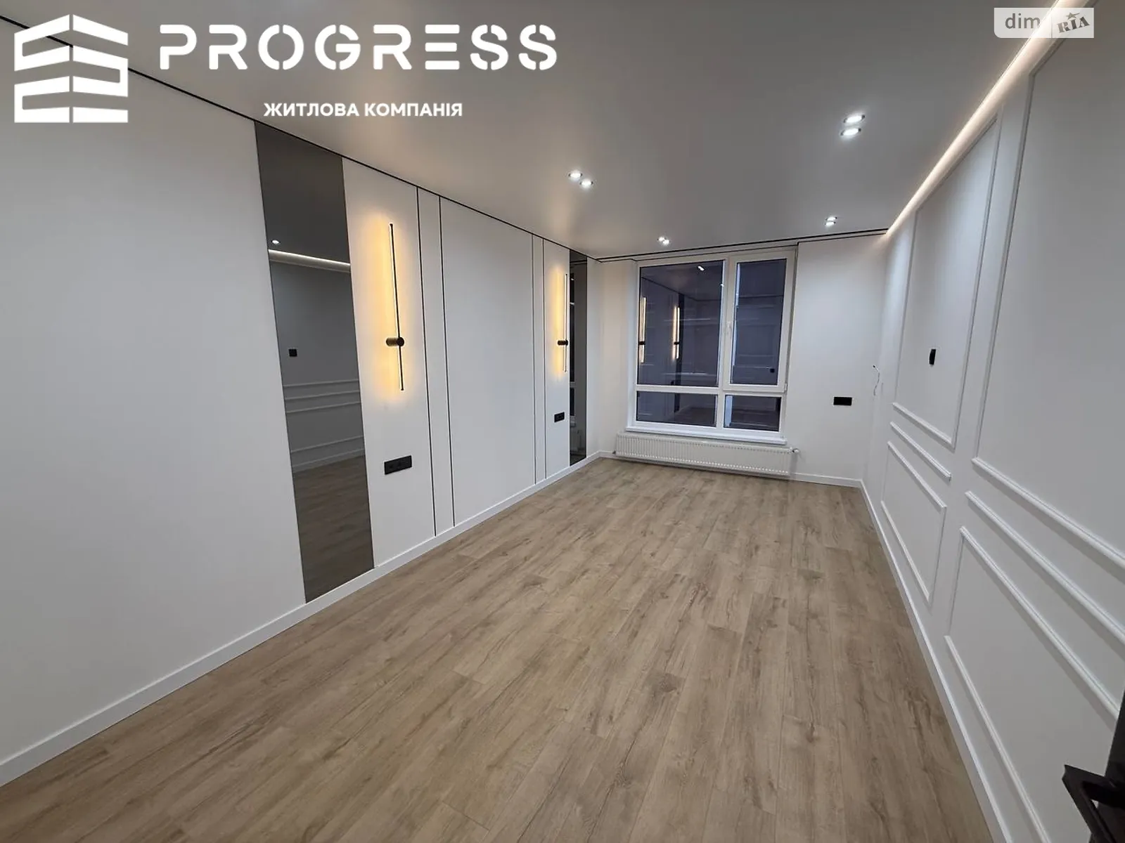 Продается 1-комнатная квартира 42 кв. м в Угорниках, ул. Героев Николаева(Сеченова), 129А корпус 8 - фото 1