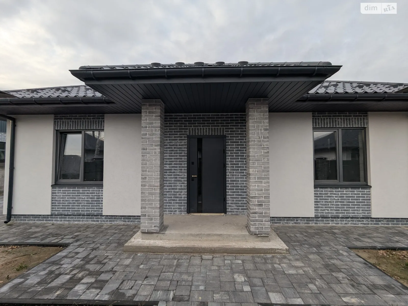 Продается одноэтажный дом 100 кв. м с террасой, цена: 90000 $ - фото 1