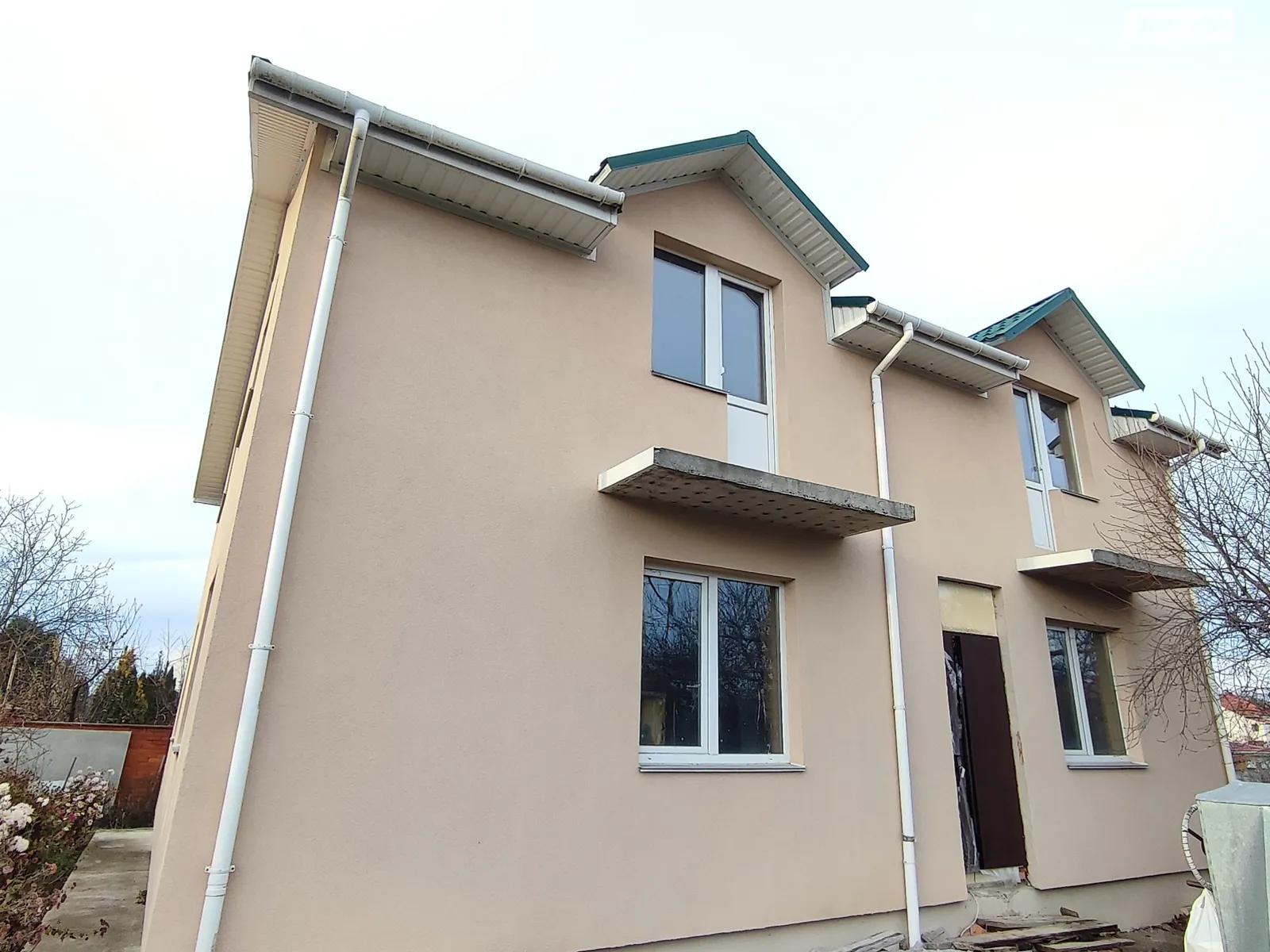 Продается дом на 2 этажа 160 кв. м с баней/сауной, цена: 190000 $ - фото 1