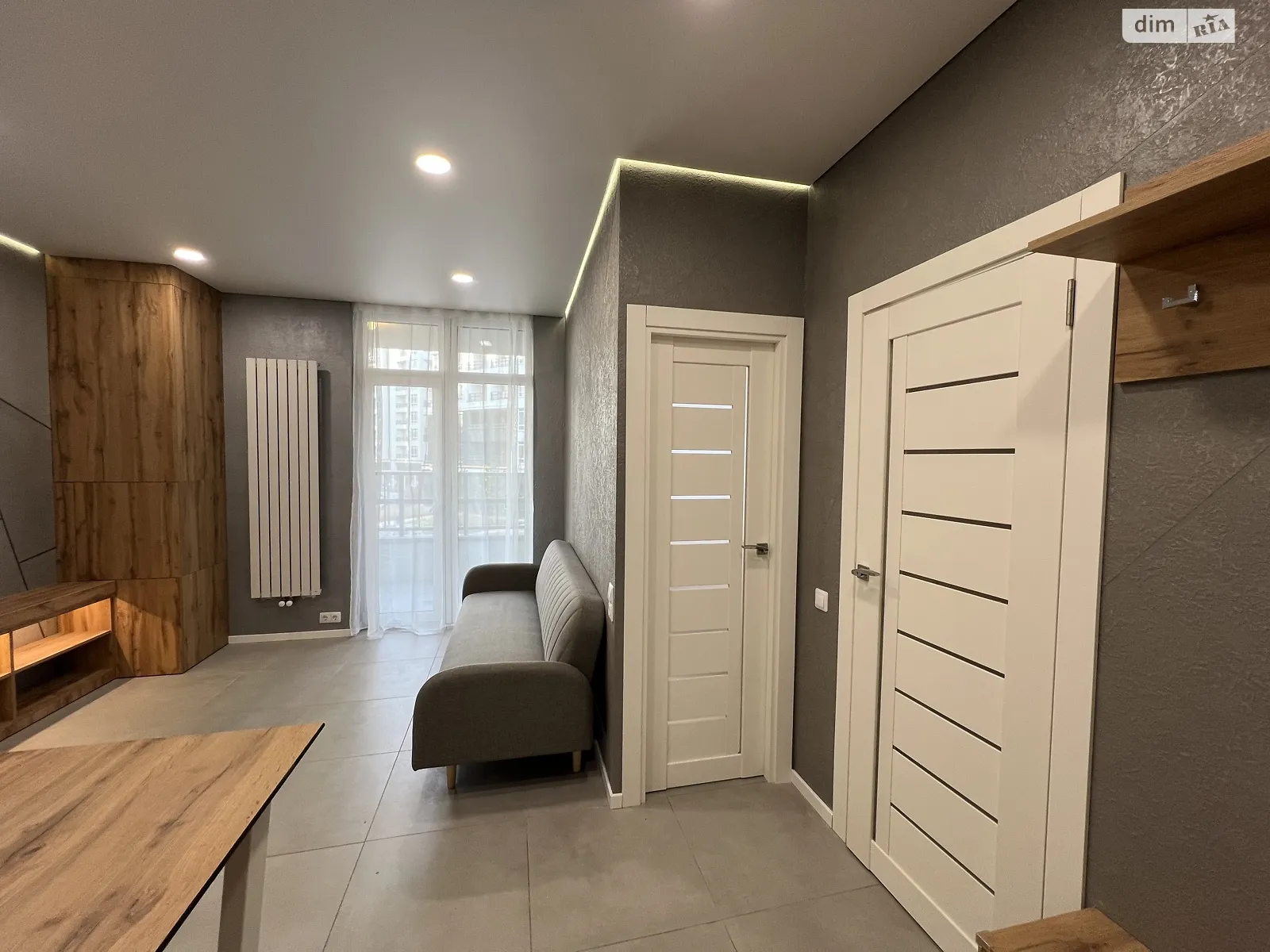 Продается 1-комнатная квартира 39 кв. м в Ирпене, ул. Ольги Кобылянской(Достоевского), 24 - фото 1