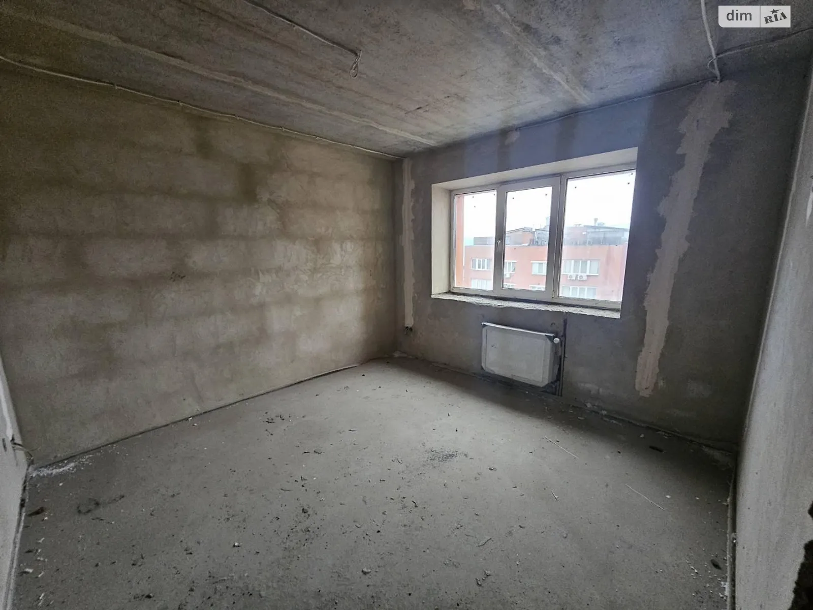 Продается 3-комнатная квартира 97.4 кв. м в Черноморске, ул. Парусная - фото 1