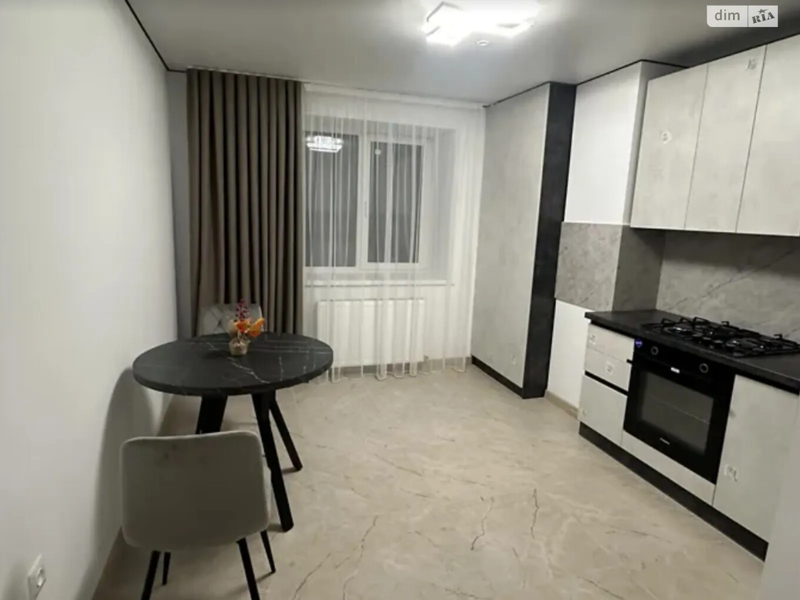 2-комнатная квартира 74 кв. м в, цена: 75500 $ - фото 1