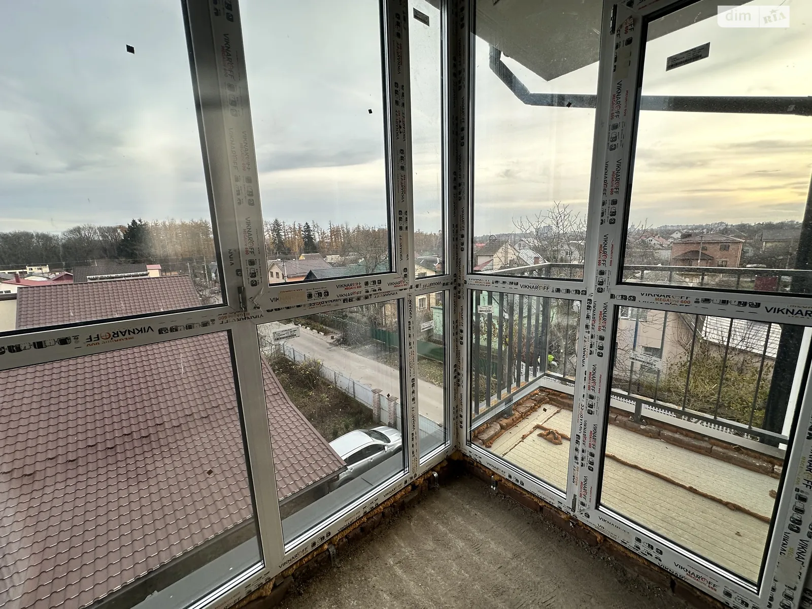 Продается 1-комнатная квартира 62 кв. м в Виннице, ул. Євгения Патона, 17 - фото 1