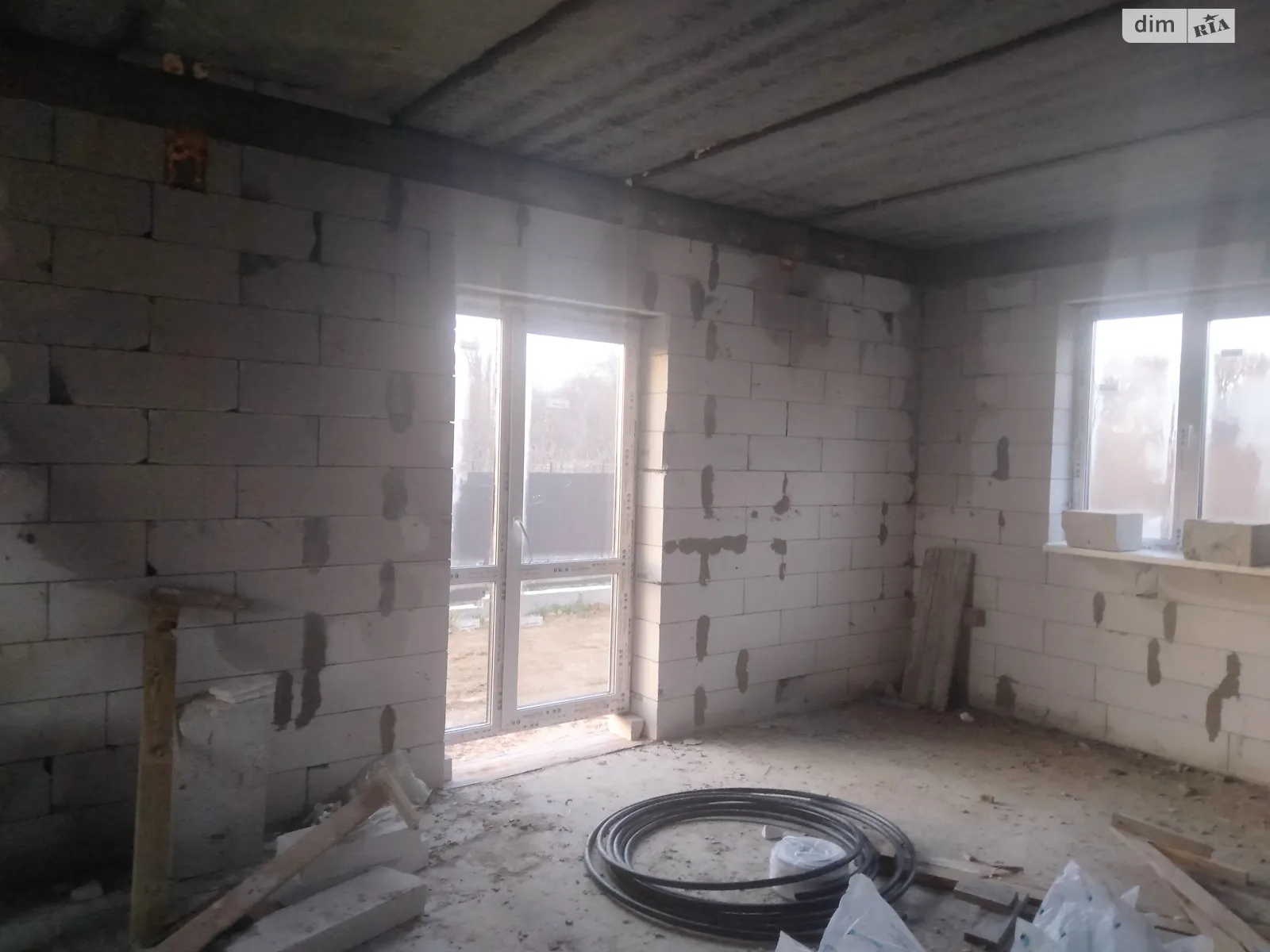 Продается дом на 2 этажа 90 кв. м с участком, цена: 80000 $ - фото 1