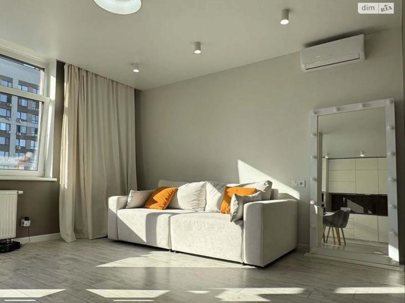 Продается 2-комнатная квартира 59 кв. м в Киеве, просп. Европейского Союза(Правды), 45Б - фото 1