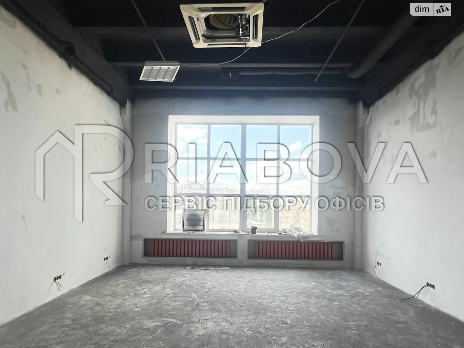 Сдается в аренду офис 376.8 кв. м в бизнес-центре, цена: 108518 грн - фото 1