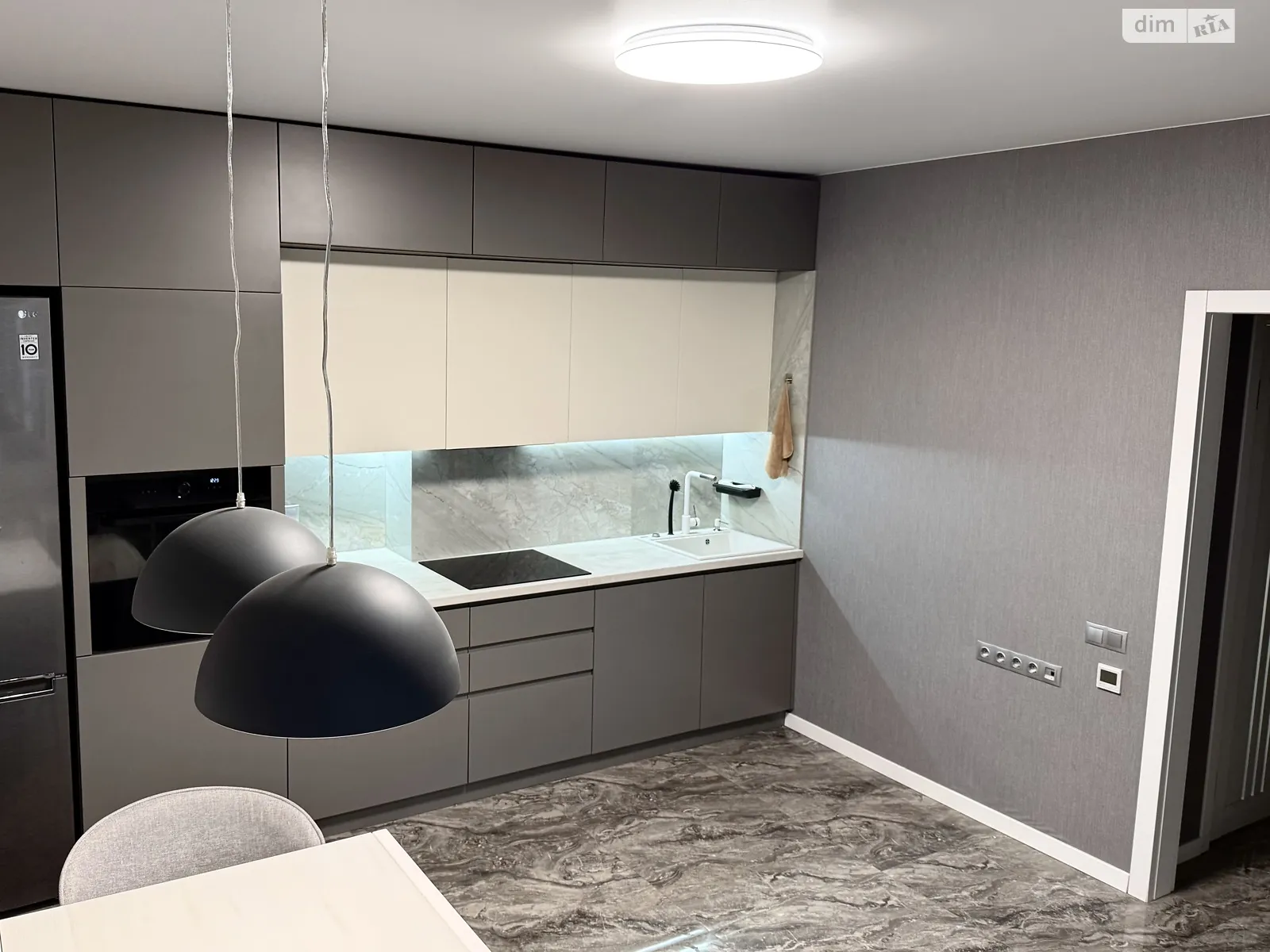 Сдается в аренду 2-комнатная квартира 69 кв. м в Киеве, ул. Нижнеключевая, 14 - фото 1