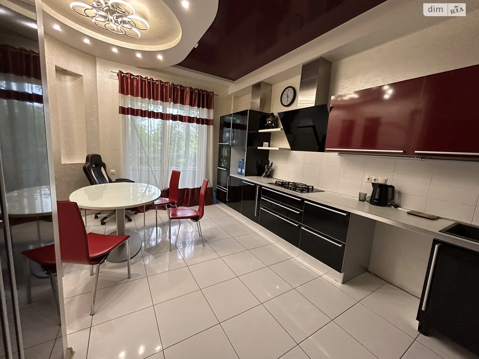 Продається 3-кімнатна квартира 114.4 кв. м у Миколаєві - фото 1