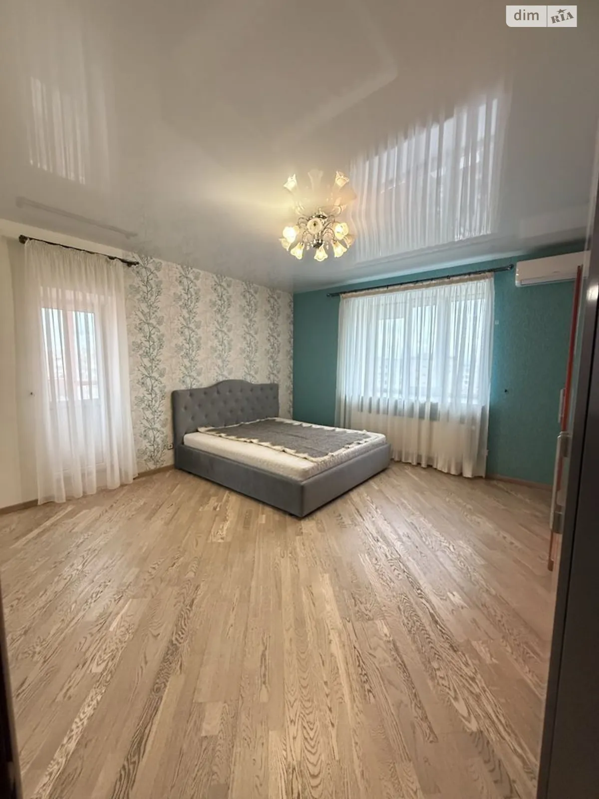 Продается 2-комнатная квартира 71 кв. м в Киеве, ул. Александра Попова, 3 - фото 1