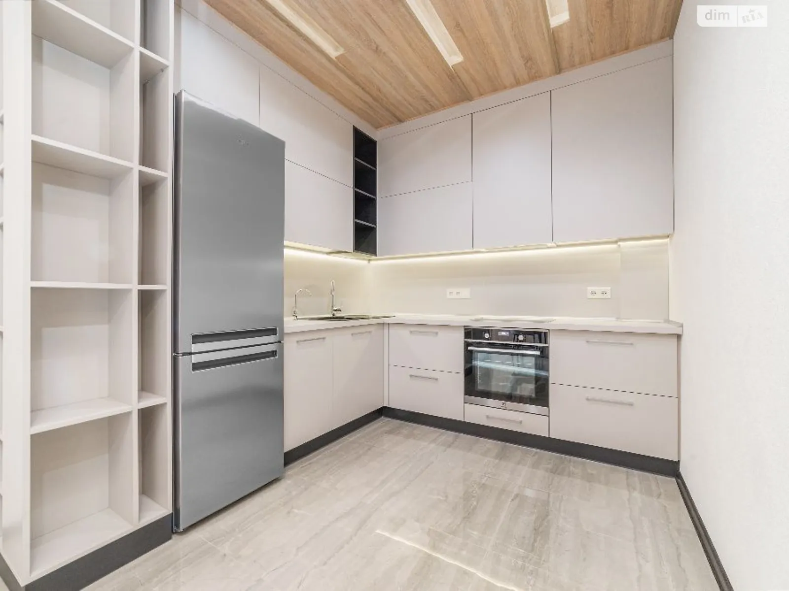 Сдается в аренду 2-комнатная квартира 62 кв. м в Одессе, ул. Большая Арнаутская, 23Б - фото 1