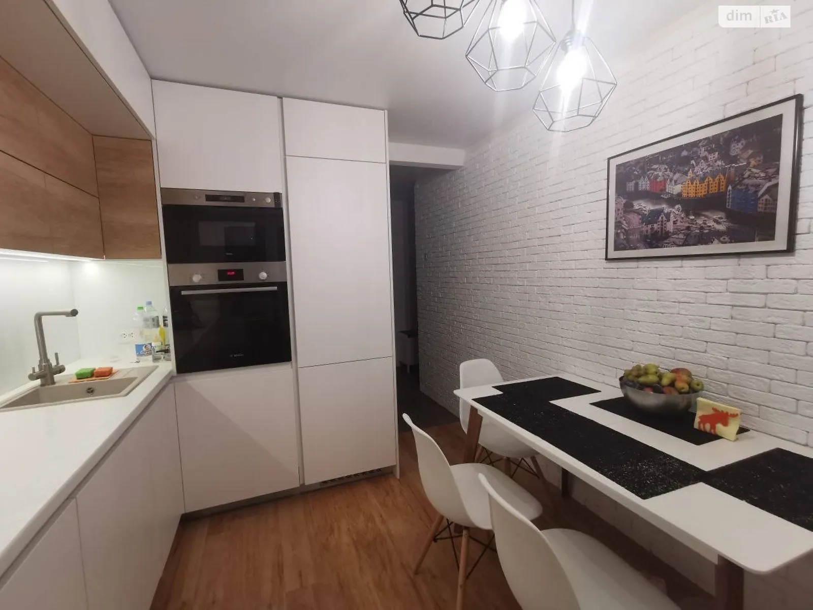 Продается 3-комнатная квартира 69.5 кв. м в Днепре, ул. Метростроевская - фото 1