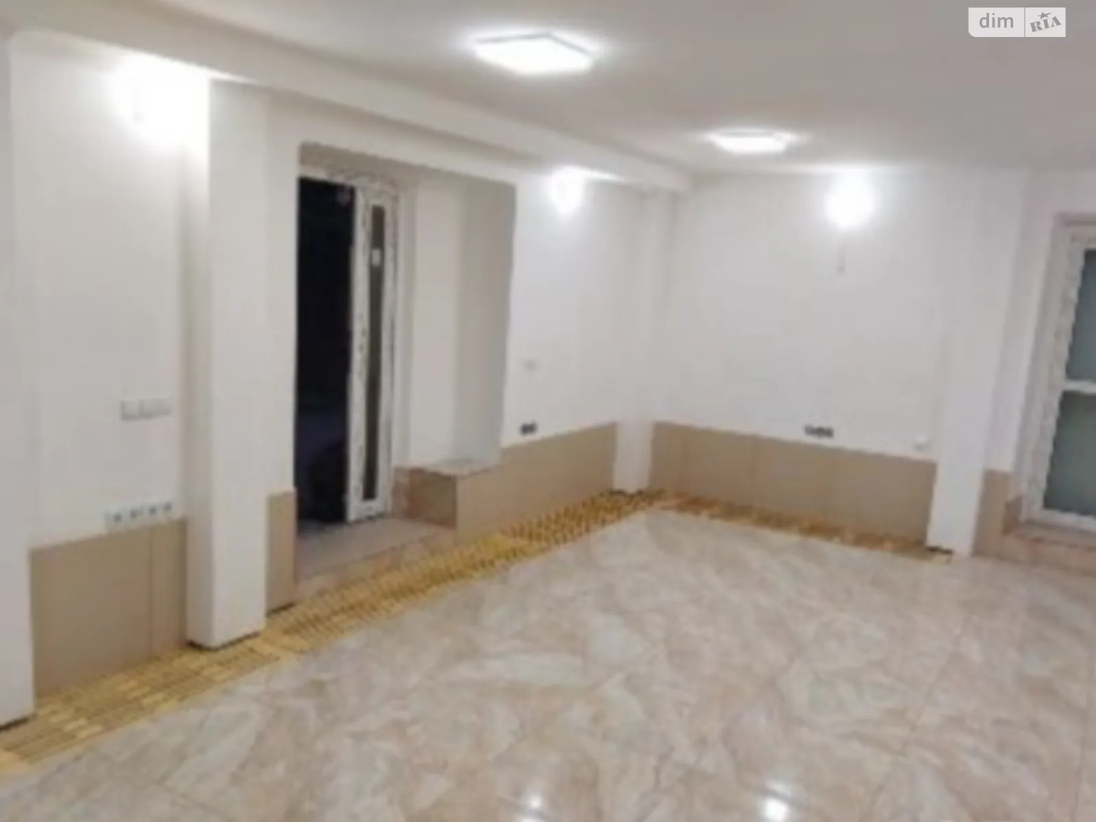 Сдается в аренду офис 50 кв. м в бизнес-центре, цена: 20000 грн - фото 1