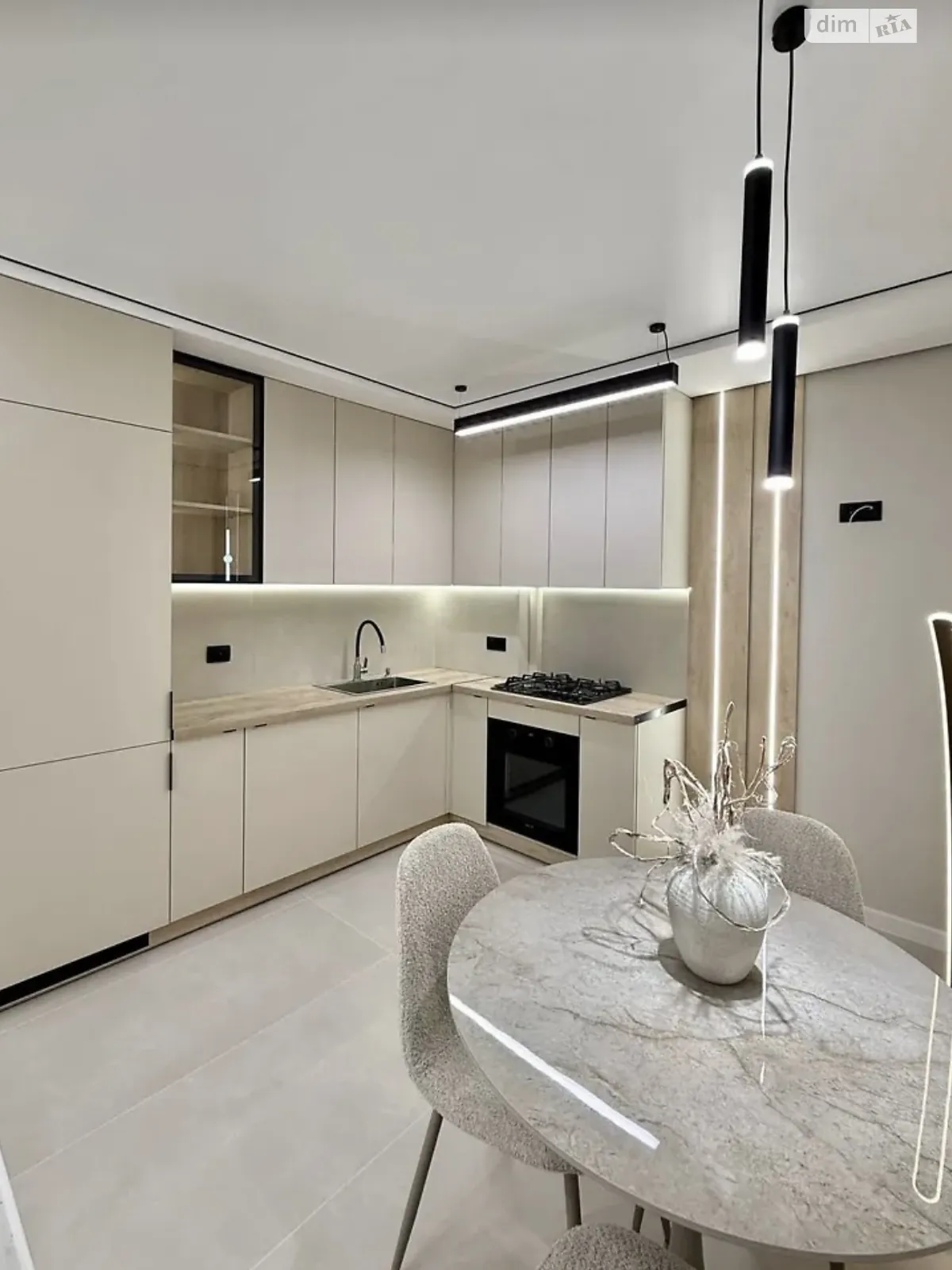 3-комнатная квартира 64 кв. м в Тернополе, ул. Киевская, 9Г - фото 1