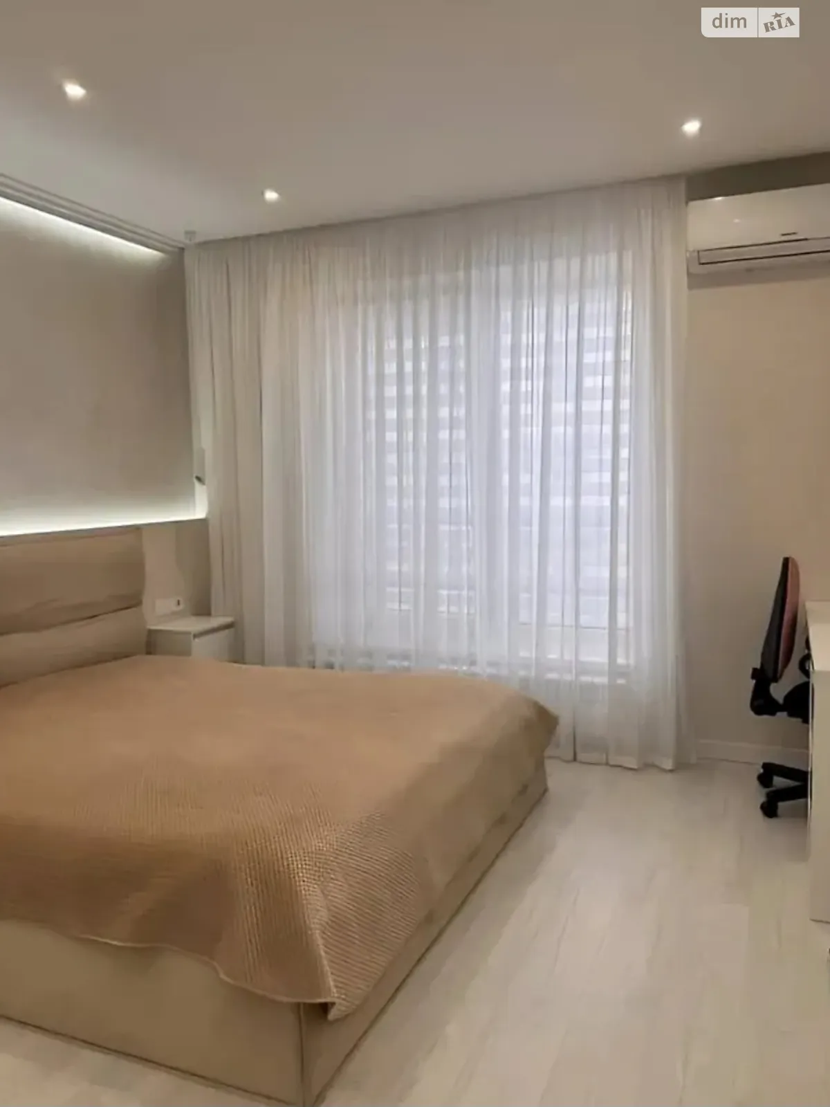 Продается 2-комнатная квартира 52 кв. м в Виноградове, ул. Федора  Корятовича, 1 - фото 1