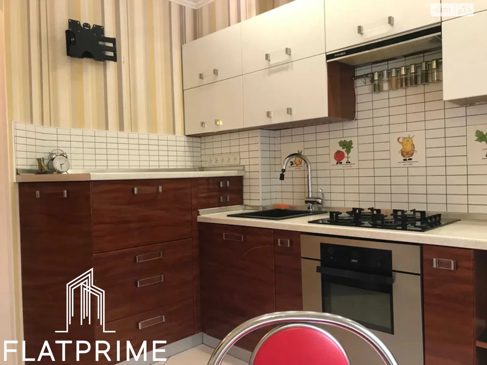 Продається 3-кімнатна квартира 70 кв. м у Києві, цена: 96000 € - фото 1