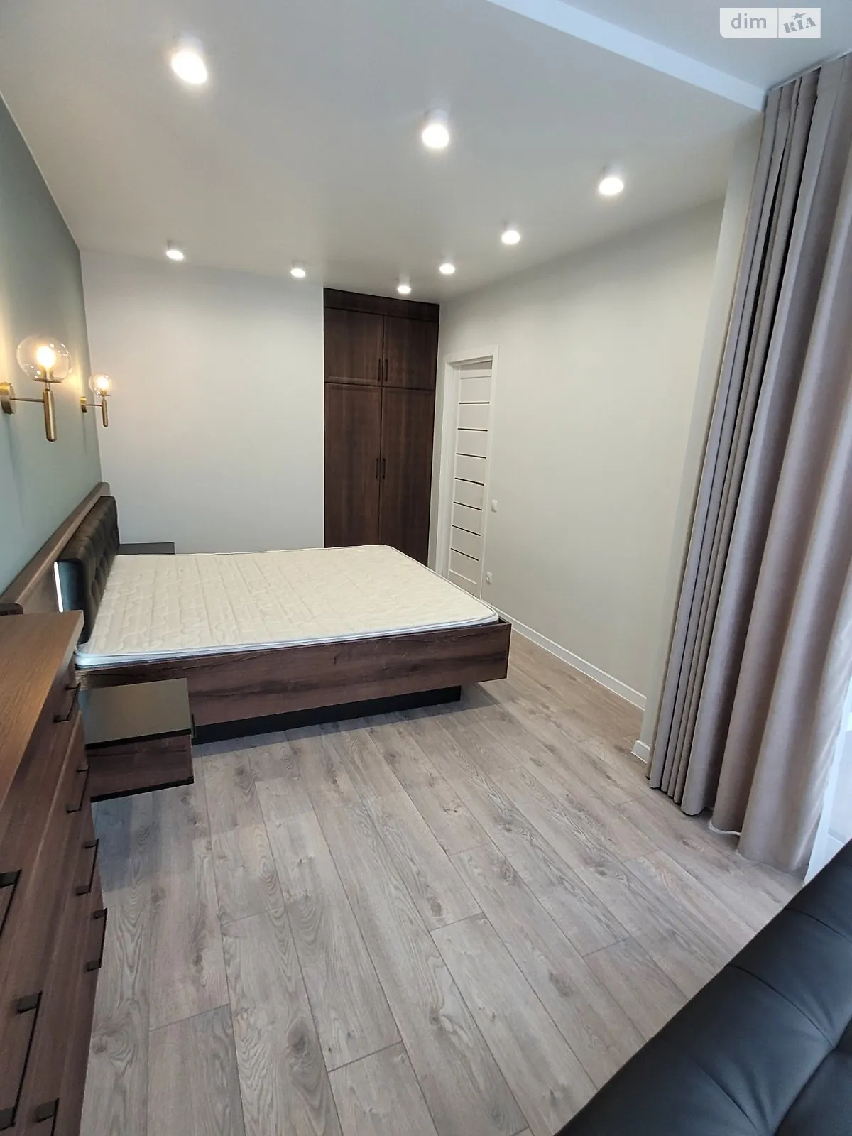 ул. Свободы, 20/5 Выставка Хмельницкий ЖК Над Бугом - фото 3