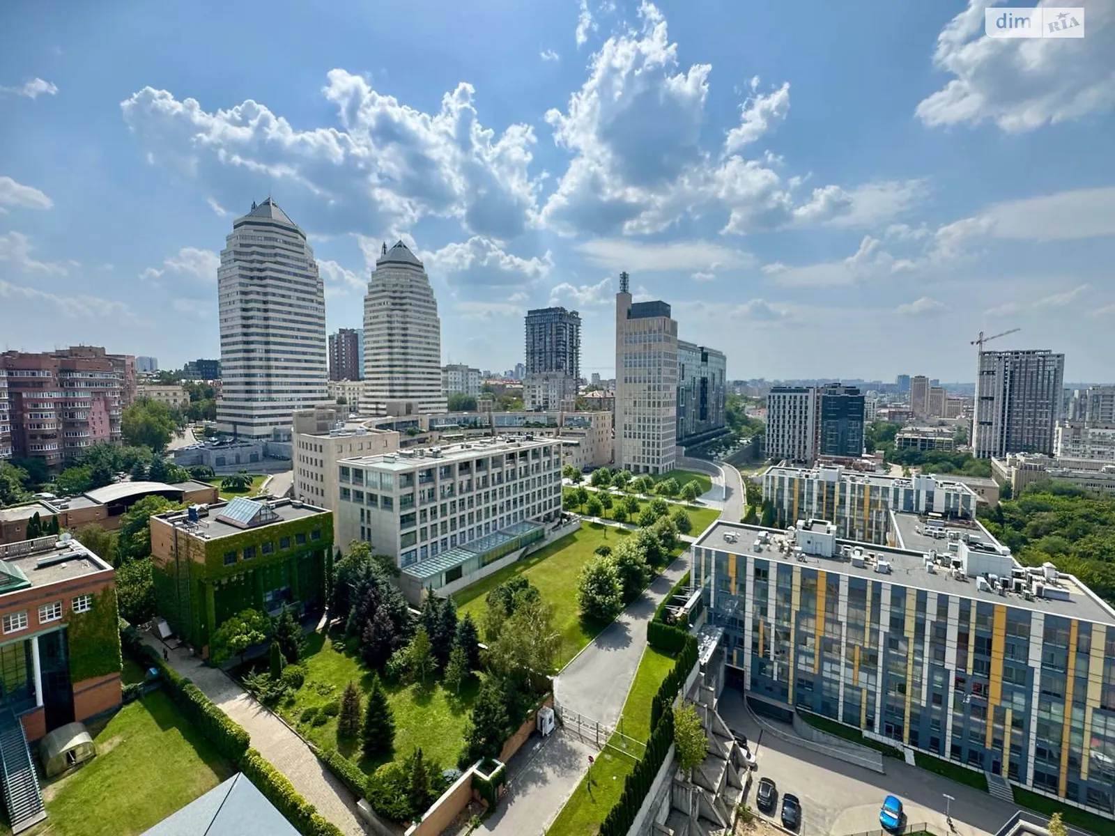 Продається 3-кімнатна квартира 67.8 кв. м у Дніпрі, вул. Січеславська Набережна, 53А - фото 1