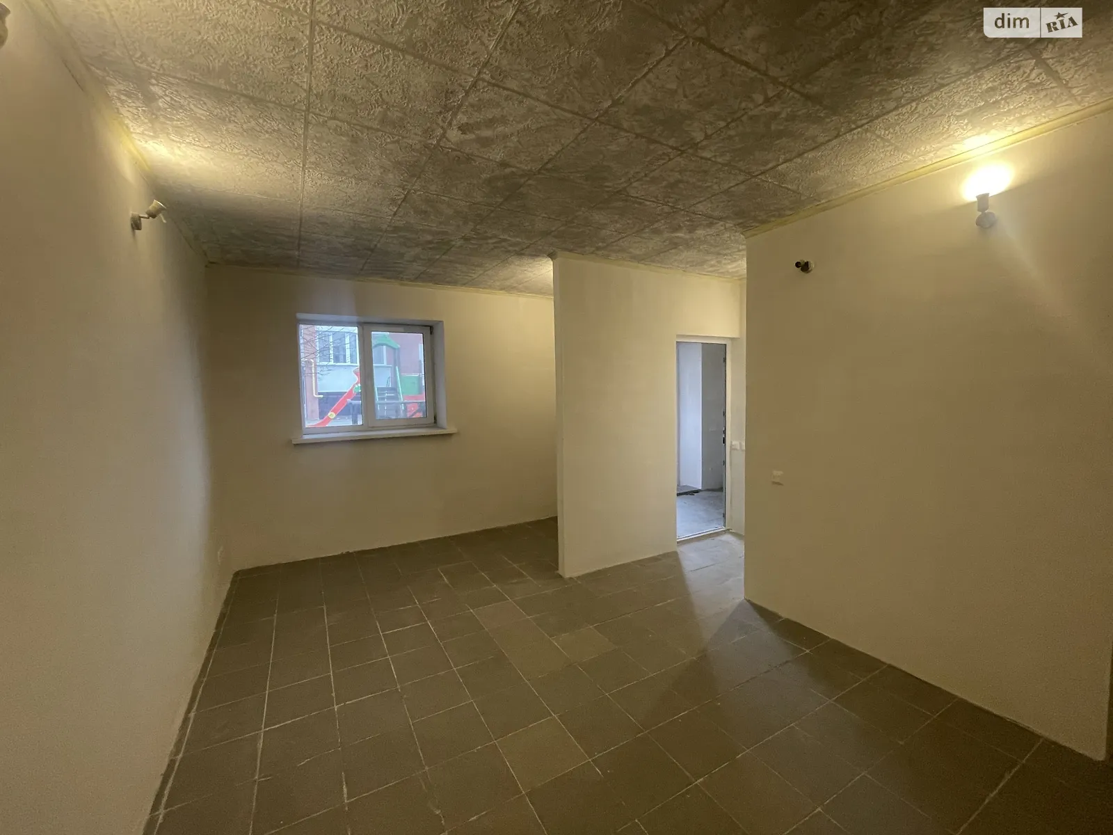 Продается помещения свободного назначения 68 кв. м в 8-этажном здании, цена: 33500 $ - фото 1