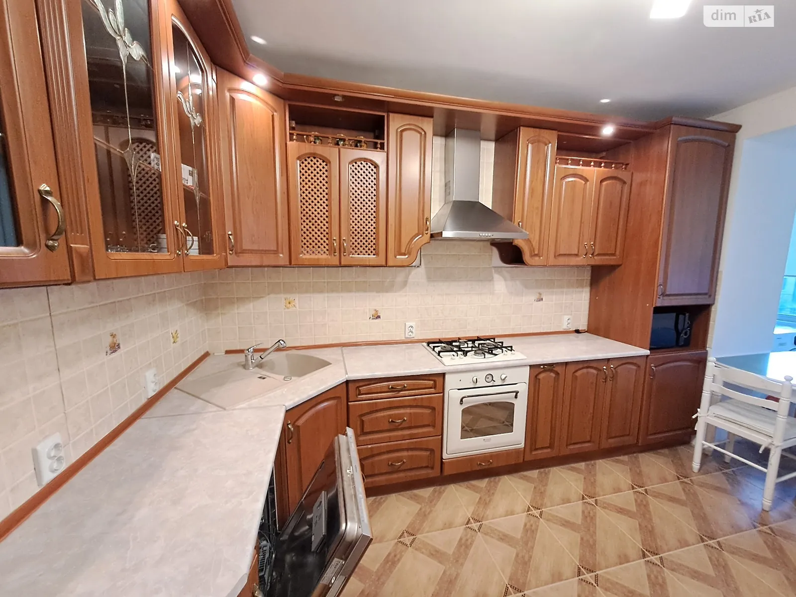 1-комнатная квартира 45 кв. м в Тернополе, ул. Ольховая, 8 - фото 1