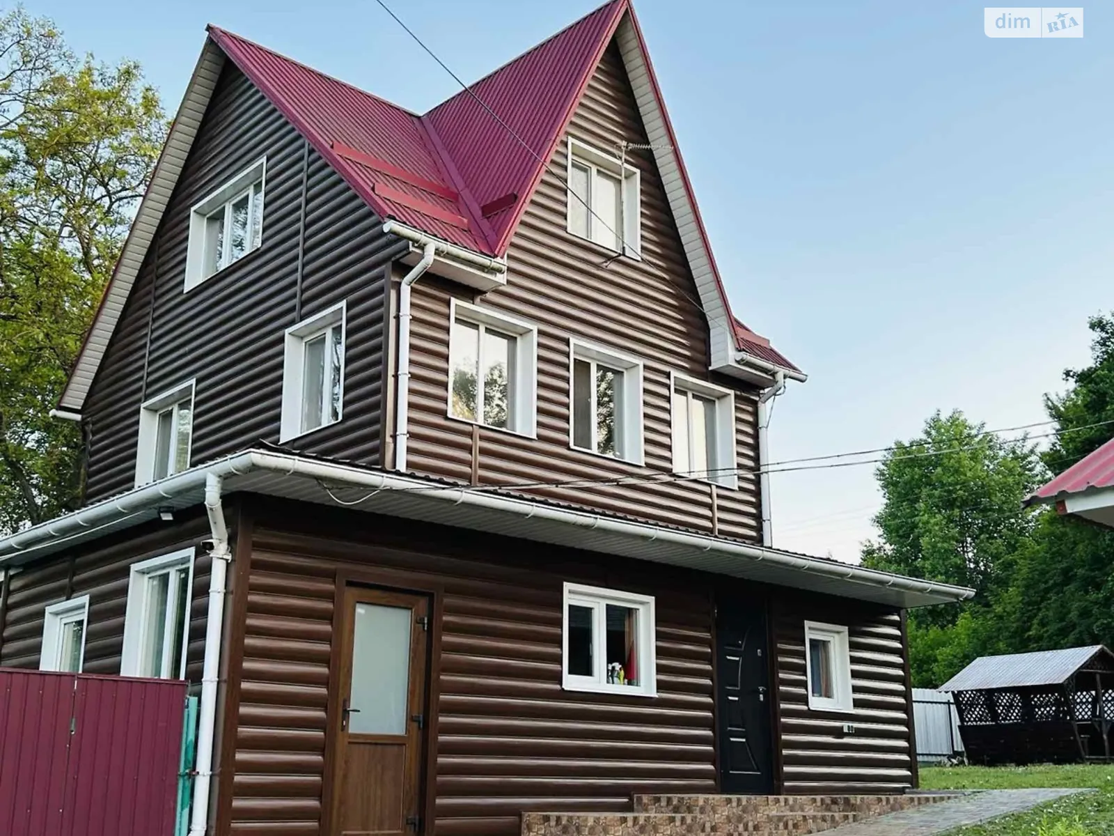 Продается дом на 2 этажа 122.4 кв. м с участком, цена: 250000 $ - фото 1