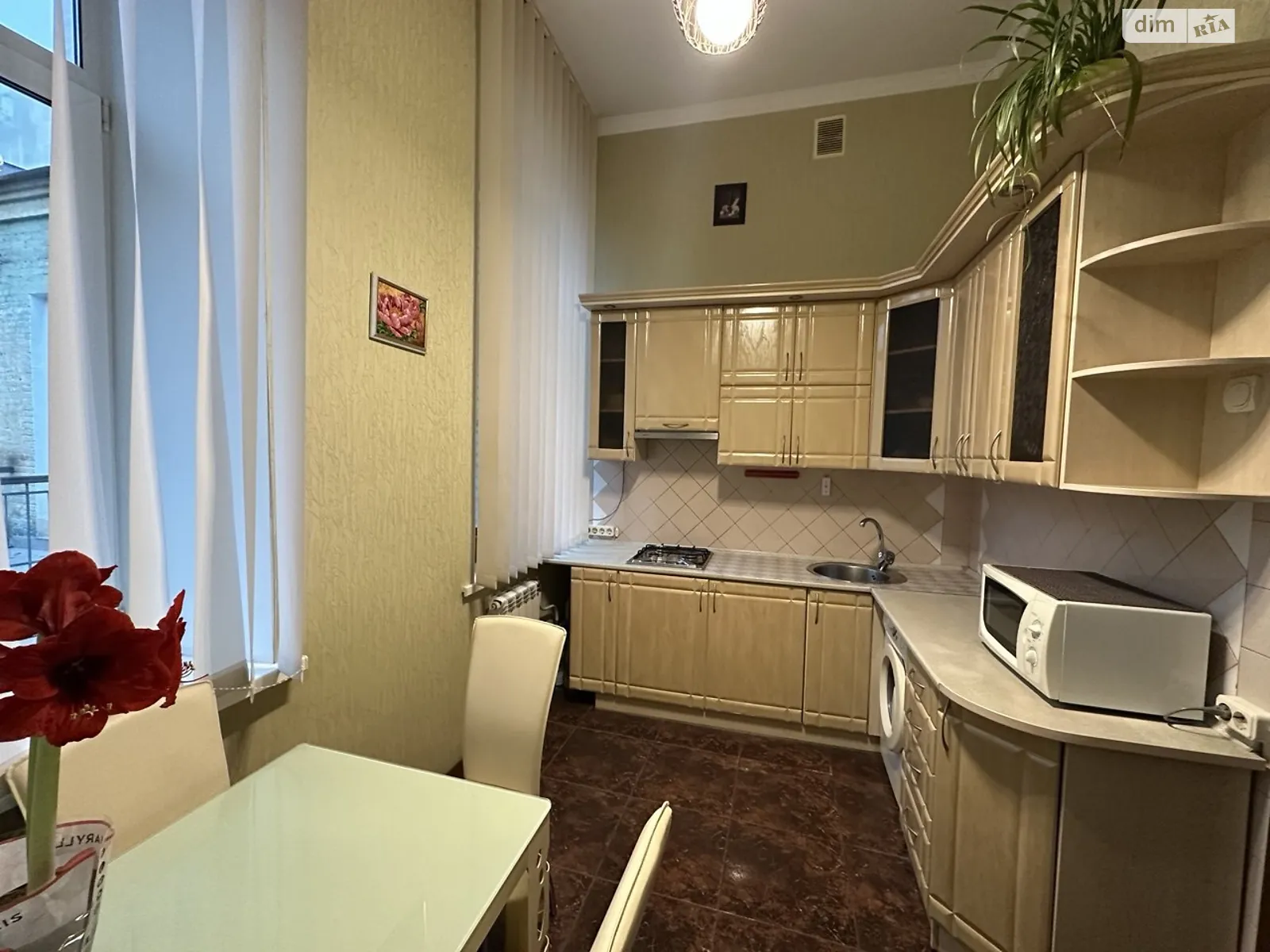 Продается 2-комнатная квартира 60.5 кв. м в Киеве, ул. Малая Житомирская, 7 - фото 1