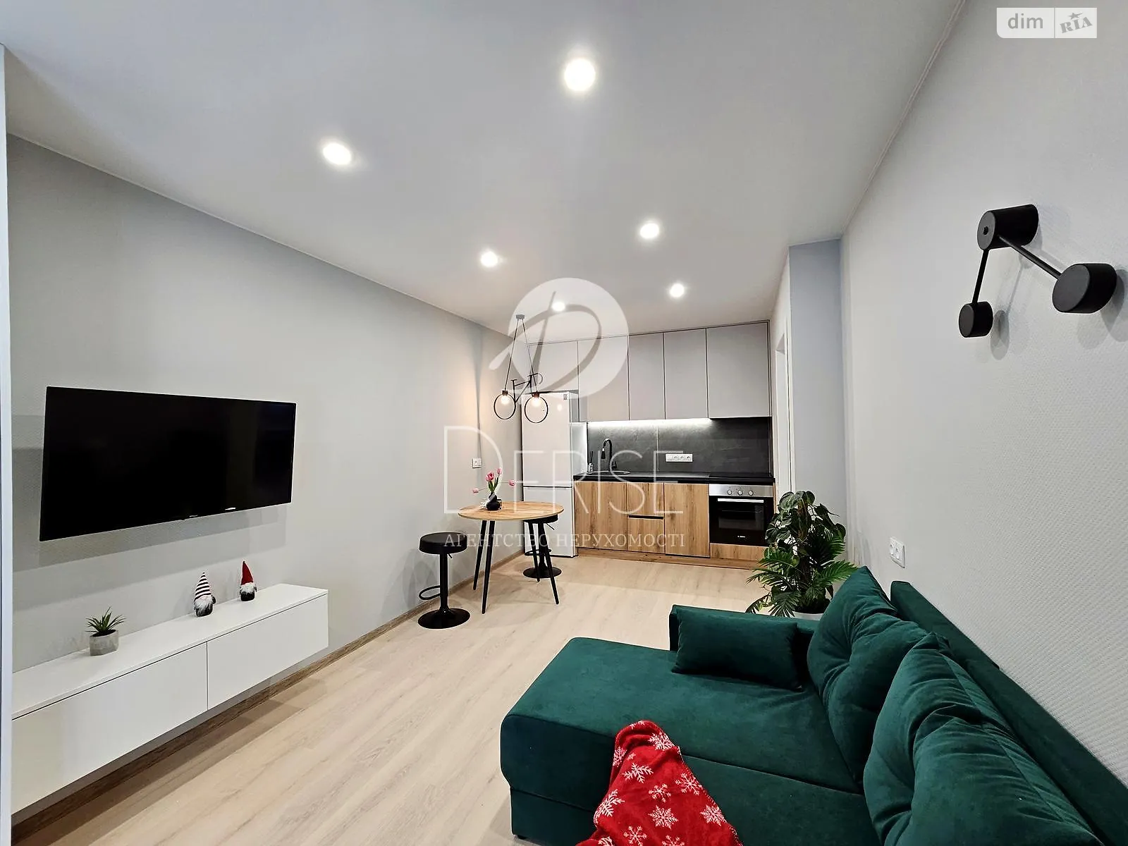 Продается 2-комнатная квартира 45 кв. м в Киеве, ул. Михаила Максимовича, 26 - фото 1