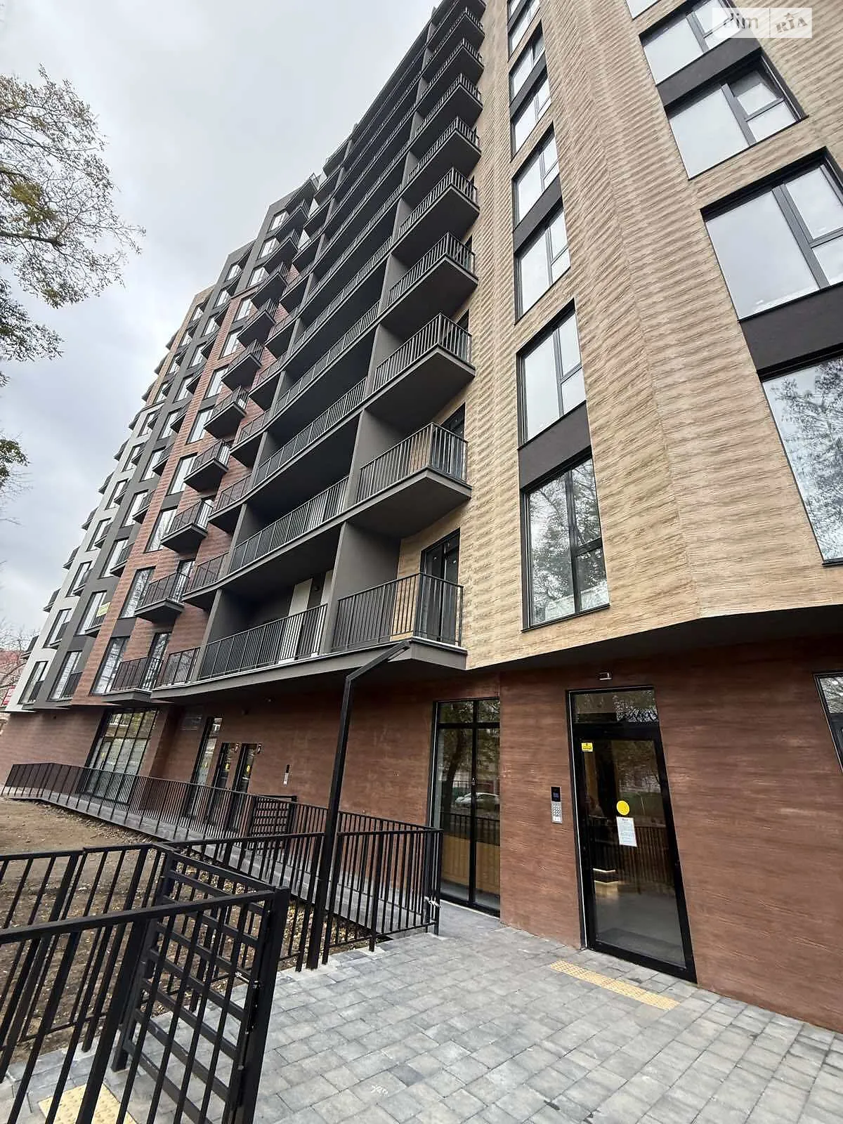 Продается 1-комнатная квартира 46.75 кв. м в Одессе, ул. Чубаевская, 1 - фото 1