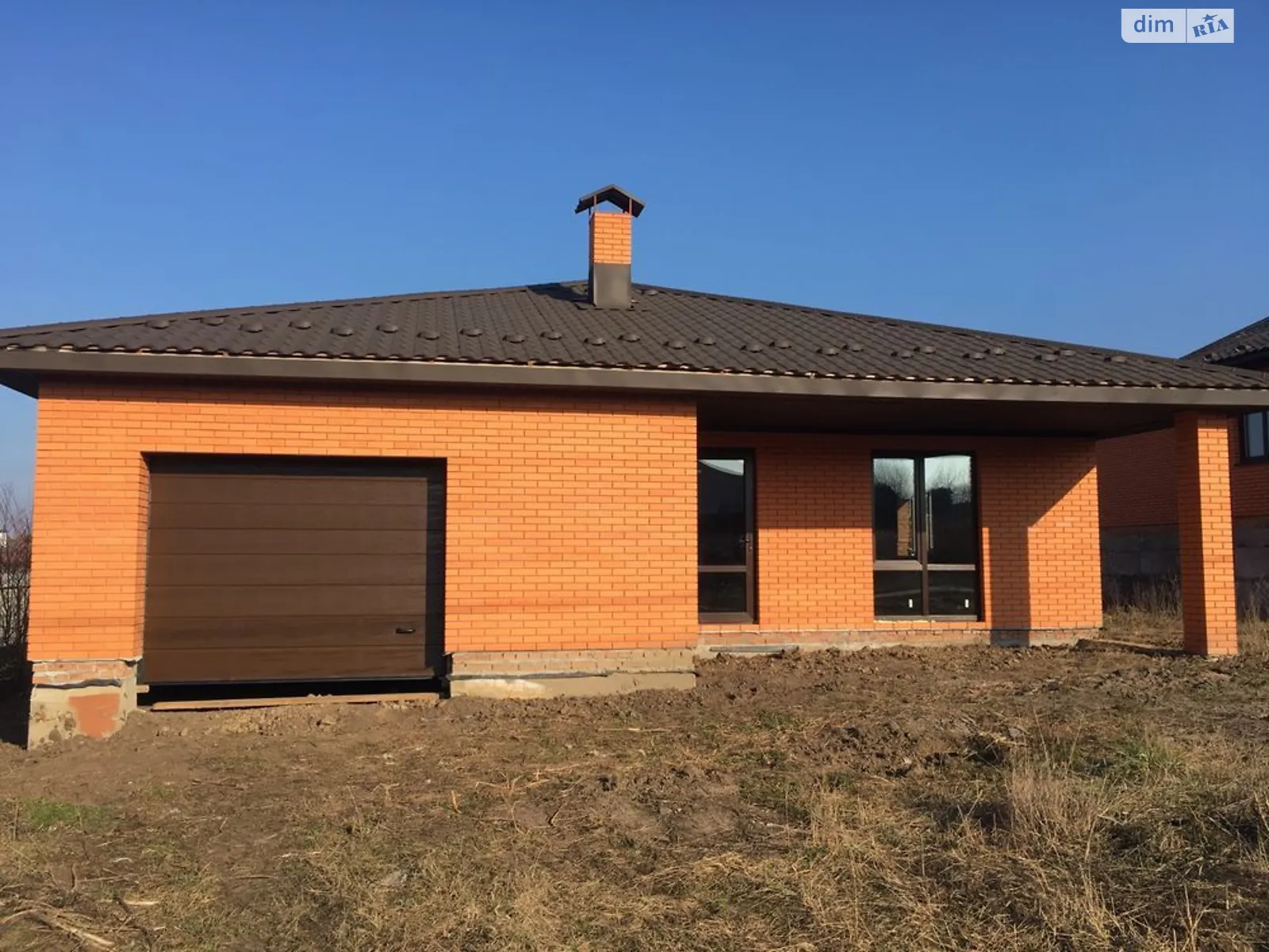 Продається одноповерховий будинок 181.8 кв. м з каміном, цена: 110000 $ - фото 1