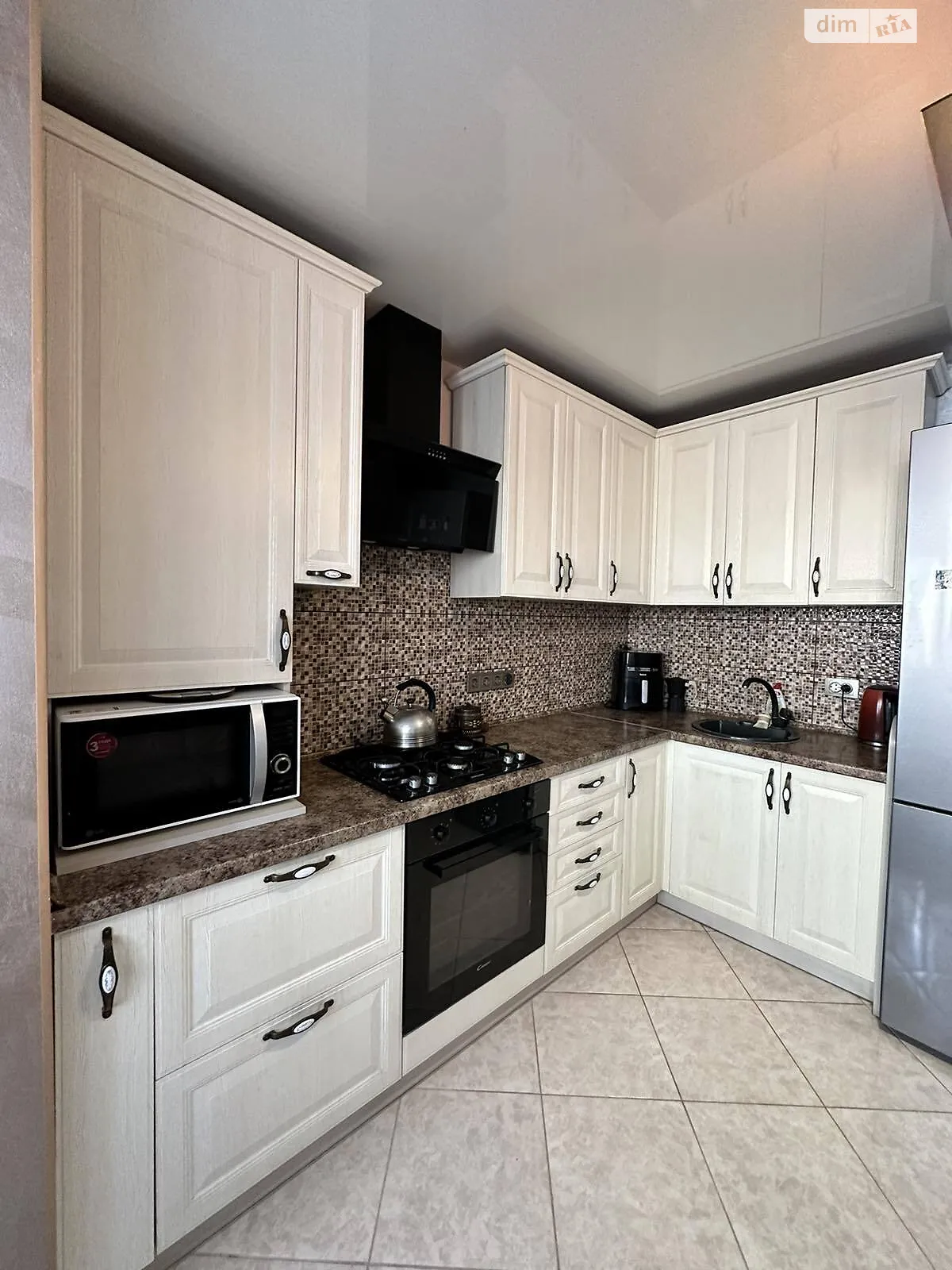 Продается 2-комнатная квартира 65 кв. м в Хмельницком, ул. Лесогриневецкая, 28 - фото 1