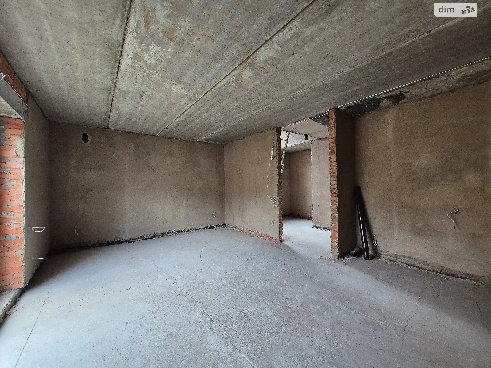 Продается дом на 2 этажа 100 кв. м с беседкой, цена: 50000 $ - фото 1